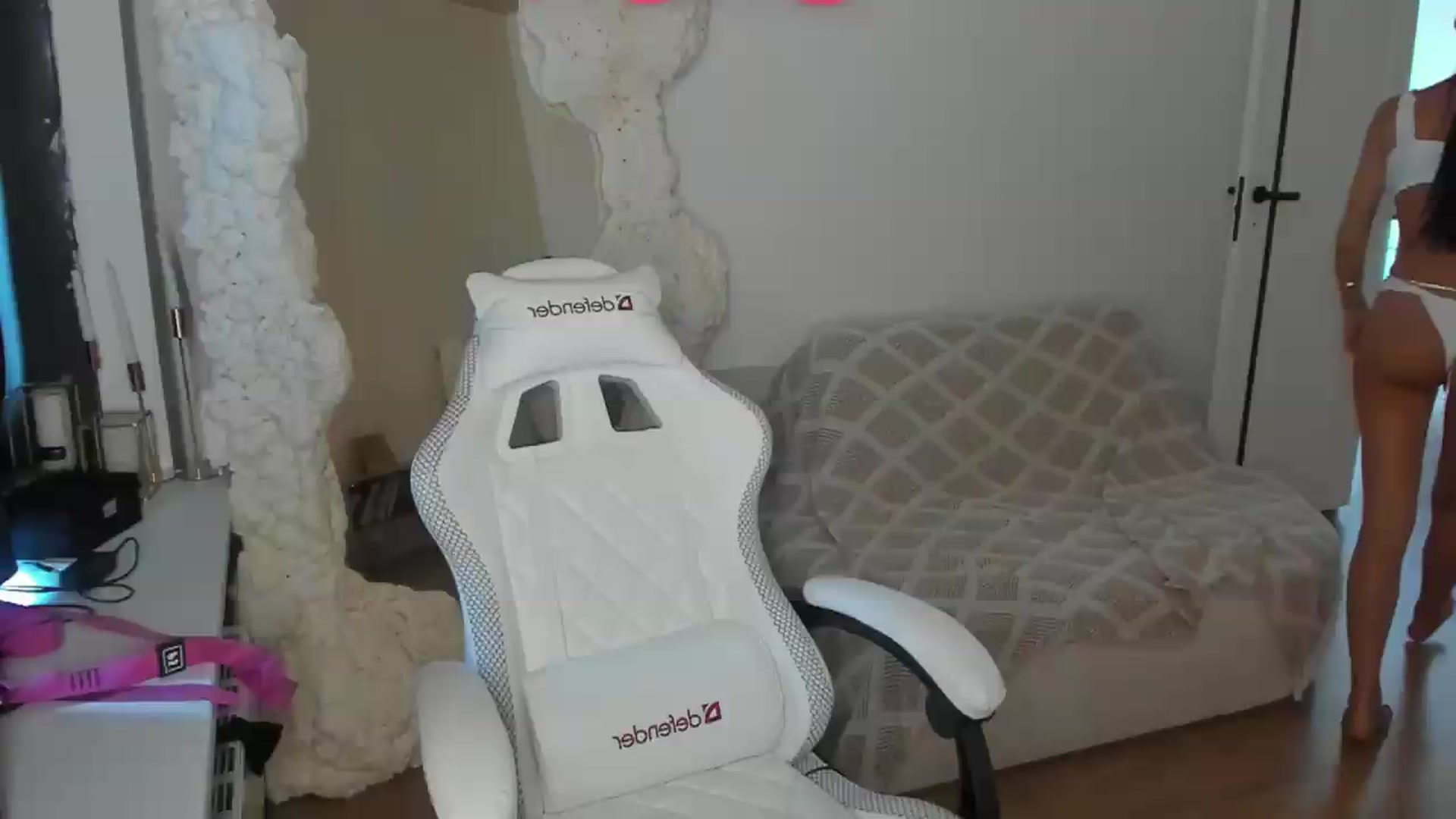 Gallery image thumbnail from GOOD_GIRL_'s myfreecams stream on, 08/05/2026, 10:45 image 11 of 20
