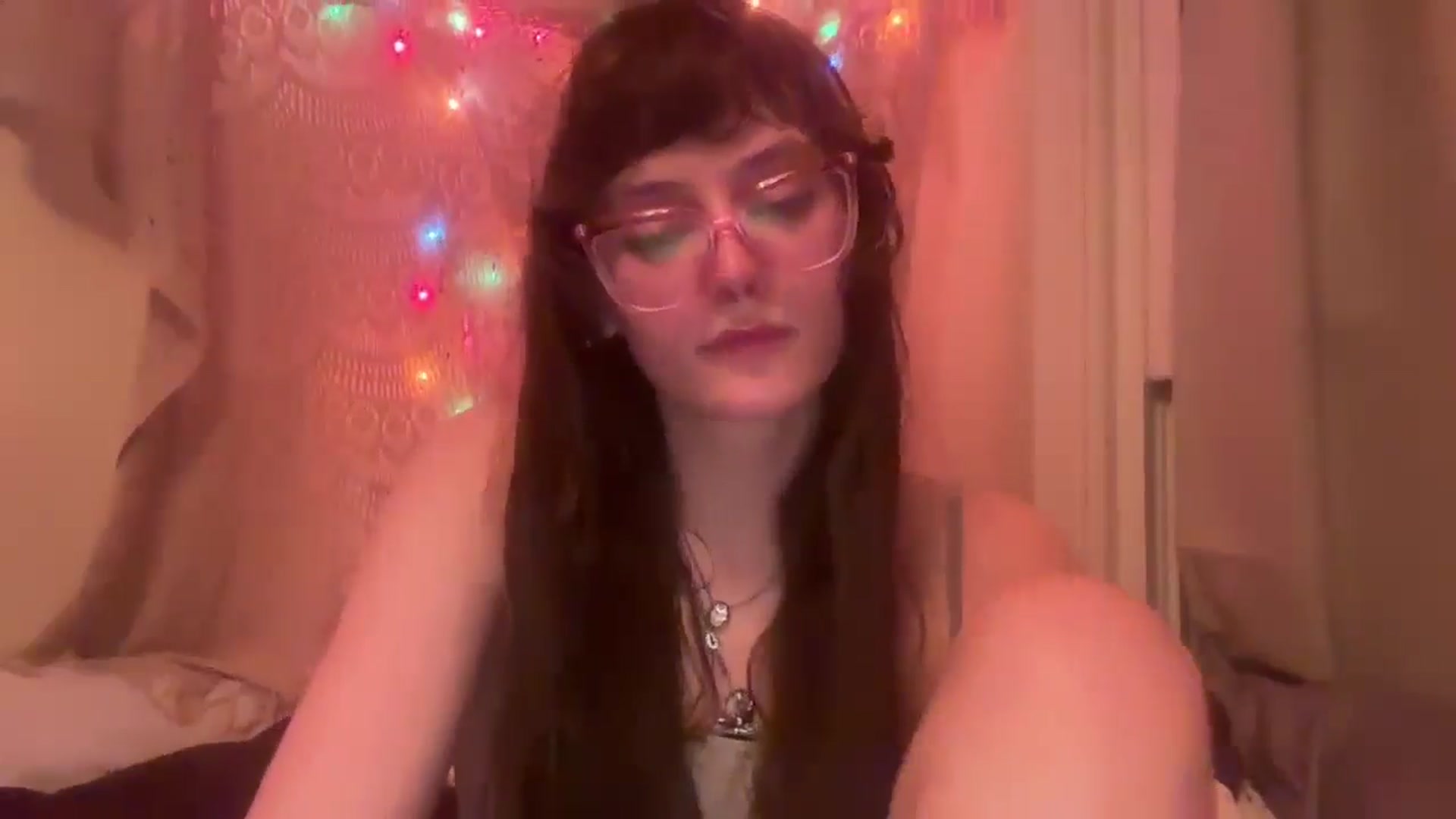 Gallery image thumbnail from GOTHBABEE's myfreecams stream on, 04/14/2026, 06:07 image 7 of 20