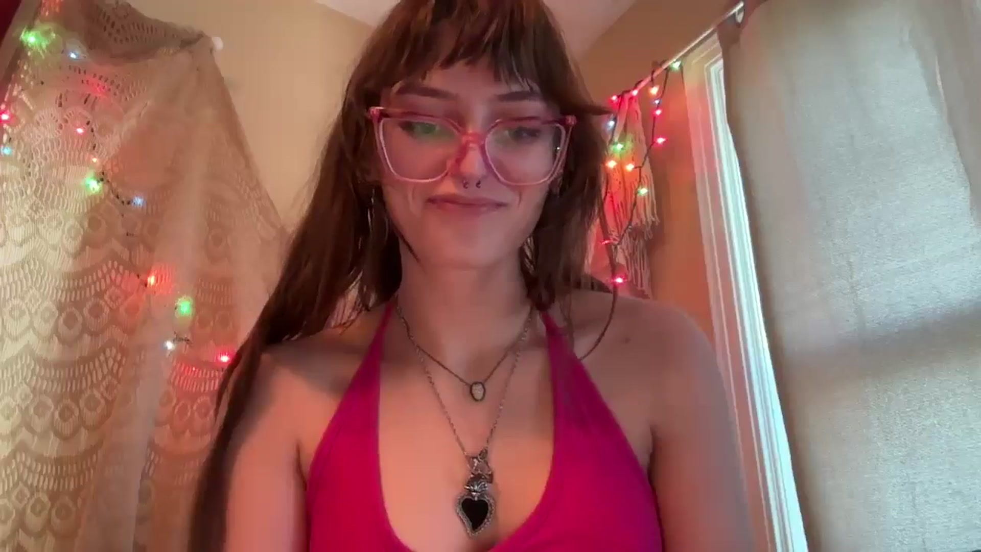 Gallery image thumbnail from GOTHBABEE's myfreecams stream on, 04/20/2026, 20:24 image 13 of 20