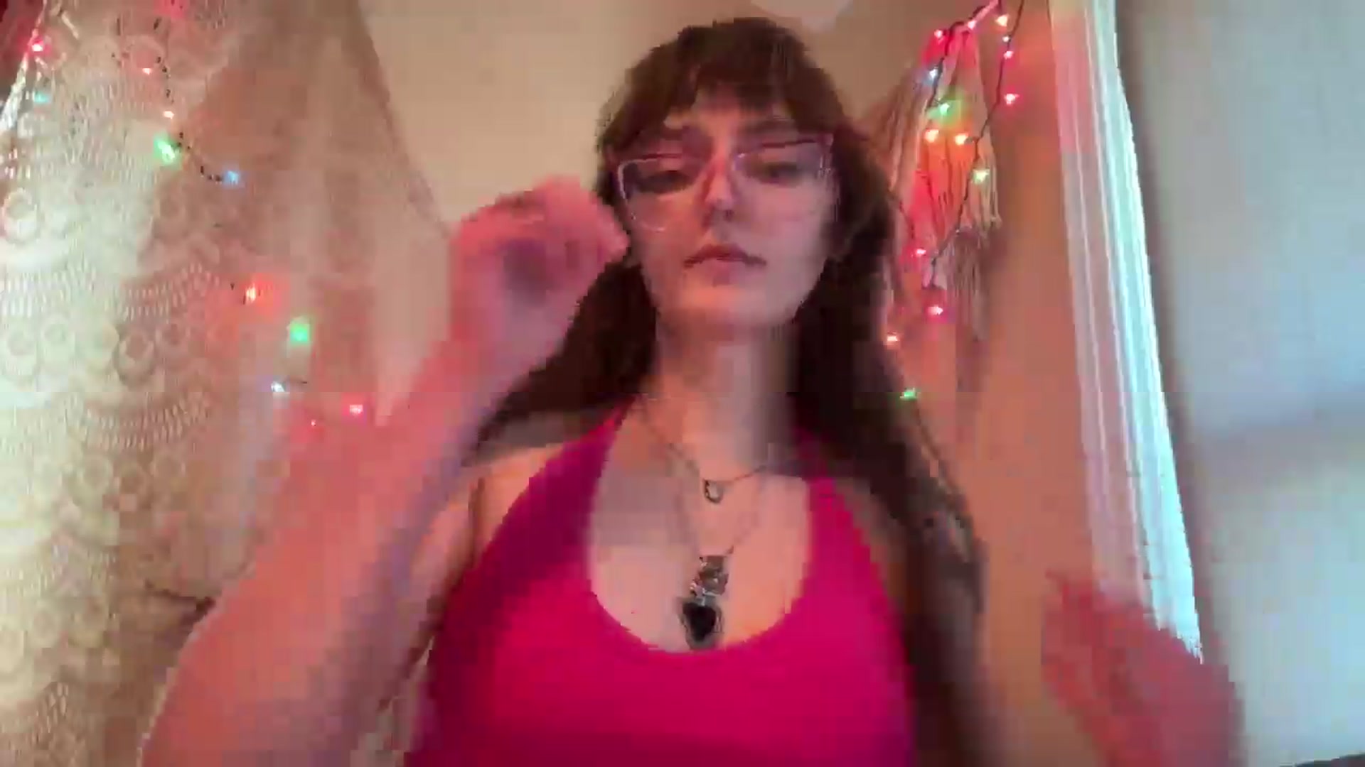 Gallery image thumbnail from GOTHBABEE's myfreecams stream on, 04/20/2026, 20:24 image 6 of 20