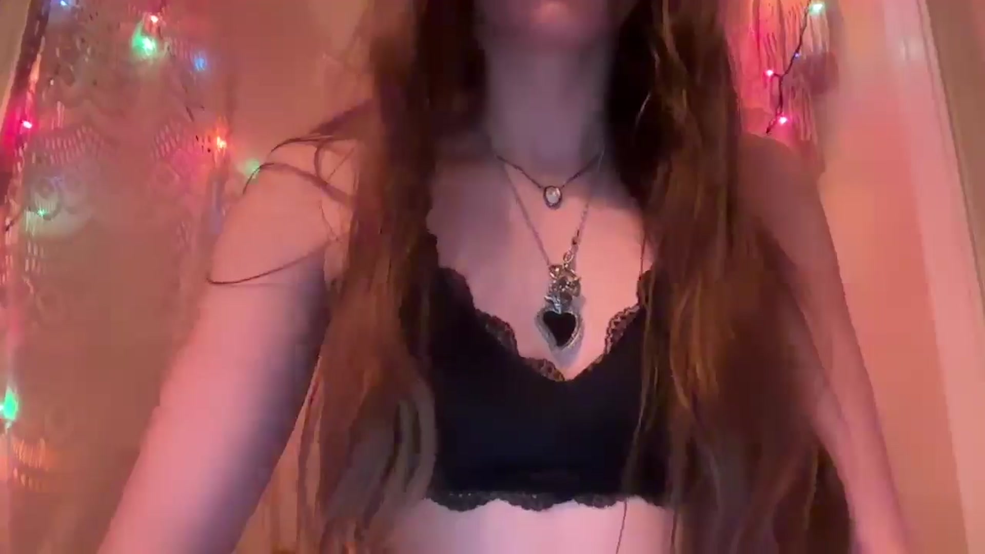 Gallery image thumbnail from GOTHBABEE's myfreecams stream on, 04/21/2026, 02:43 image 10 of 20