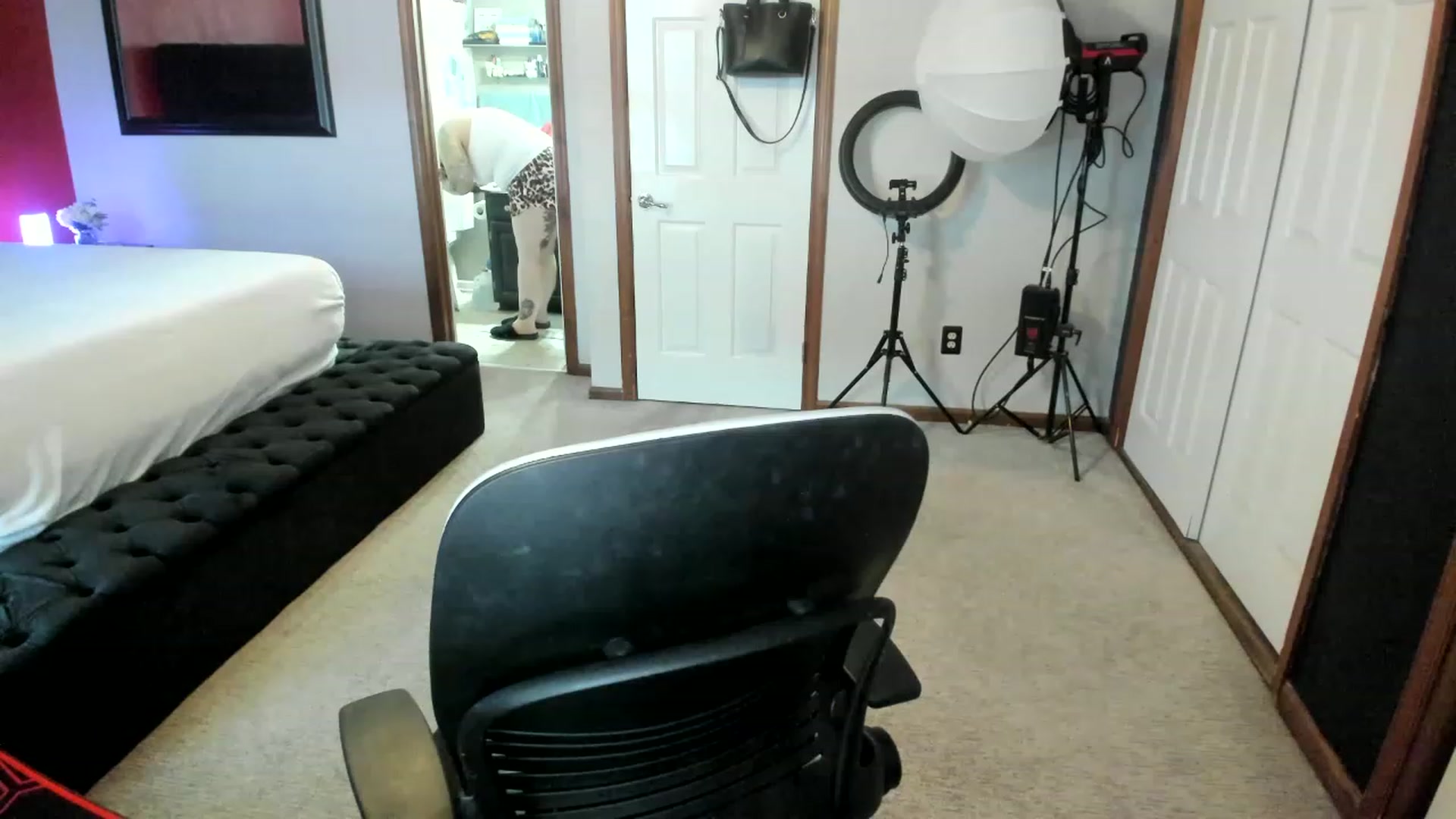 Gallery image thumbnail from Gaberiella's myfreecams stream on, 12/31/2022, 18:27 image 18 of 20