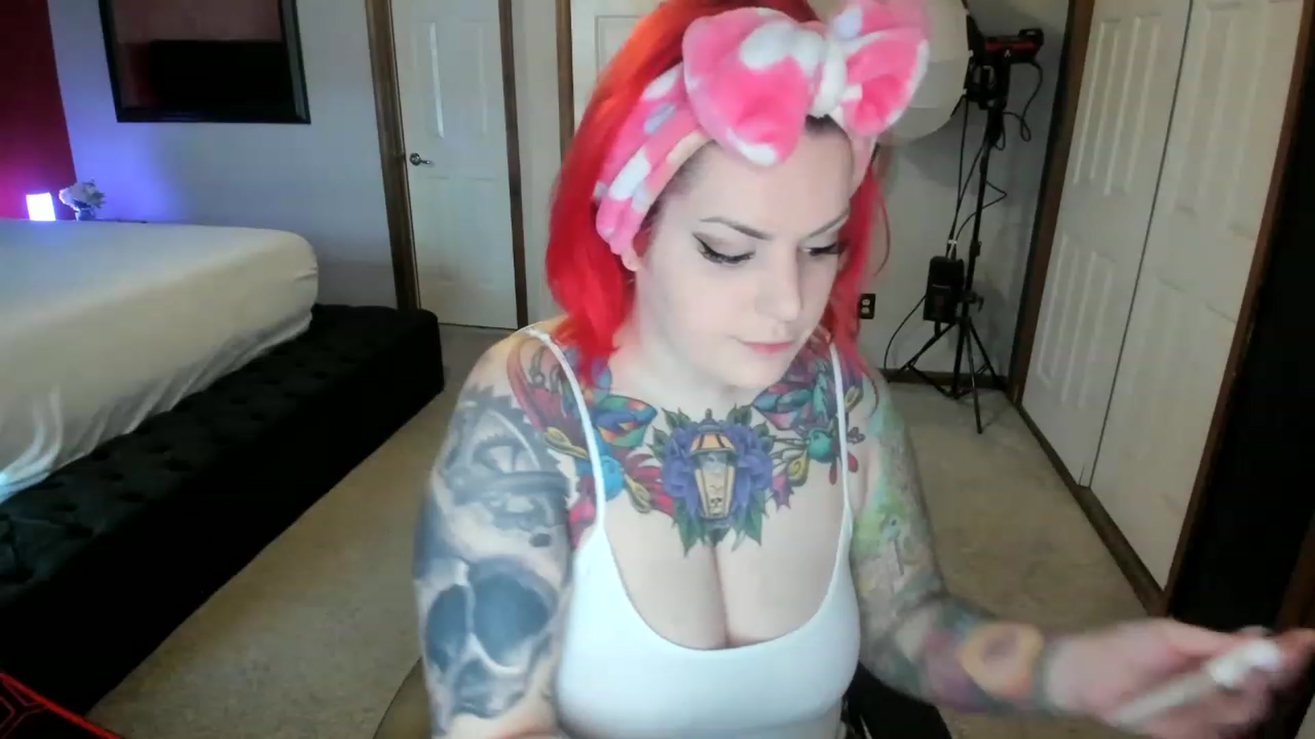 Gallery image thumbnail from Gaberiella's myfreecams stream on, 12/31/2022, 18:27 image 6 of 20