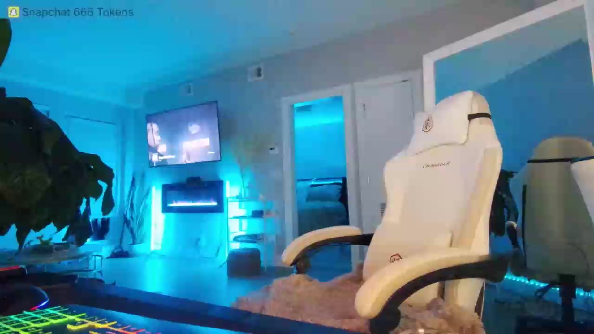 Gallery image thumbnail from GabrielaKunis's myfreecams stream on, 06/27/2026, 07:14 image 1 of 20