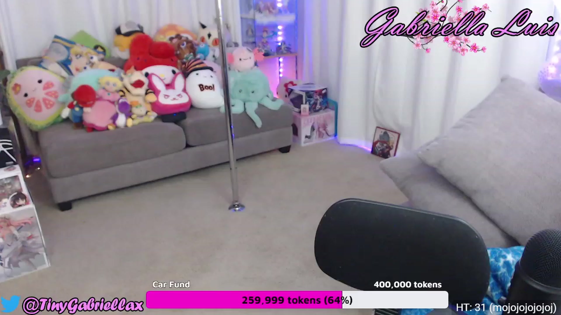 Gallery image thumbnail from GabriellaLuis's myfreecams stream on, 12/05/2022, 05:57 image 3 of 20