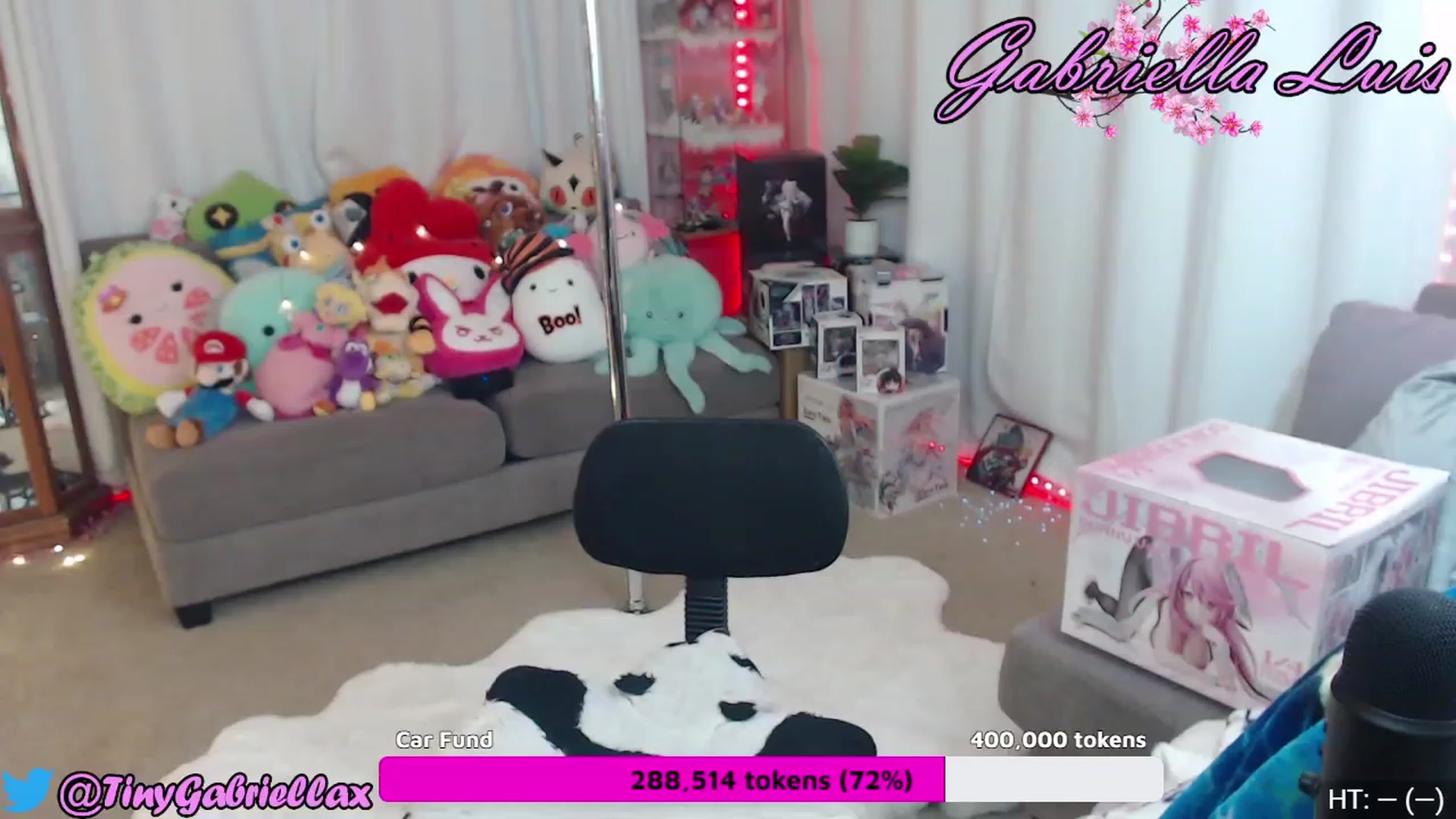 Gallery image thumbnail from GabriellaLuis's myfreecams stream on, 01/16/2023, 04:10 image 15 of 20