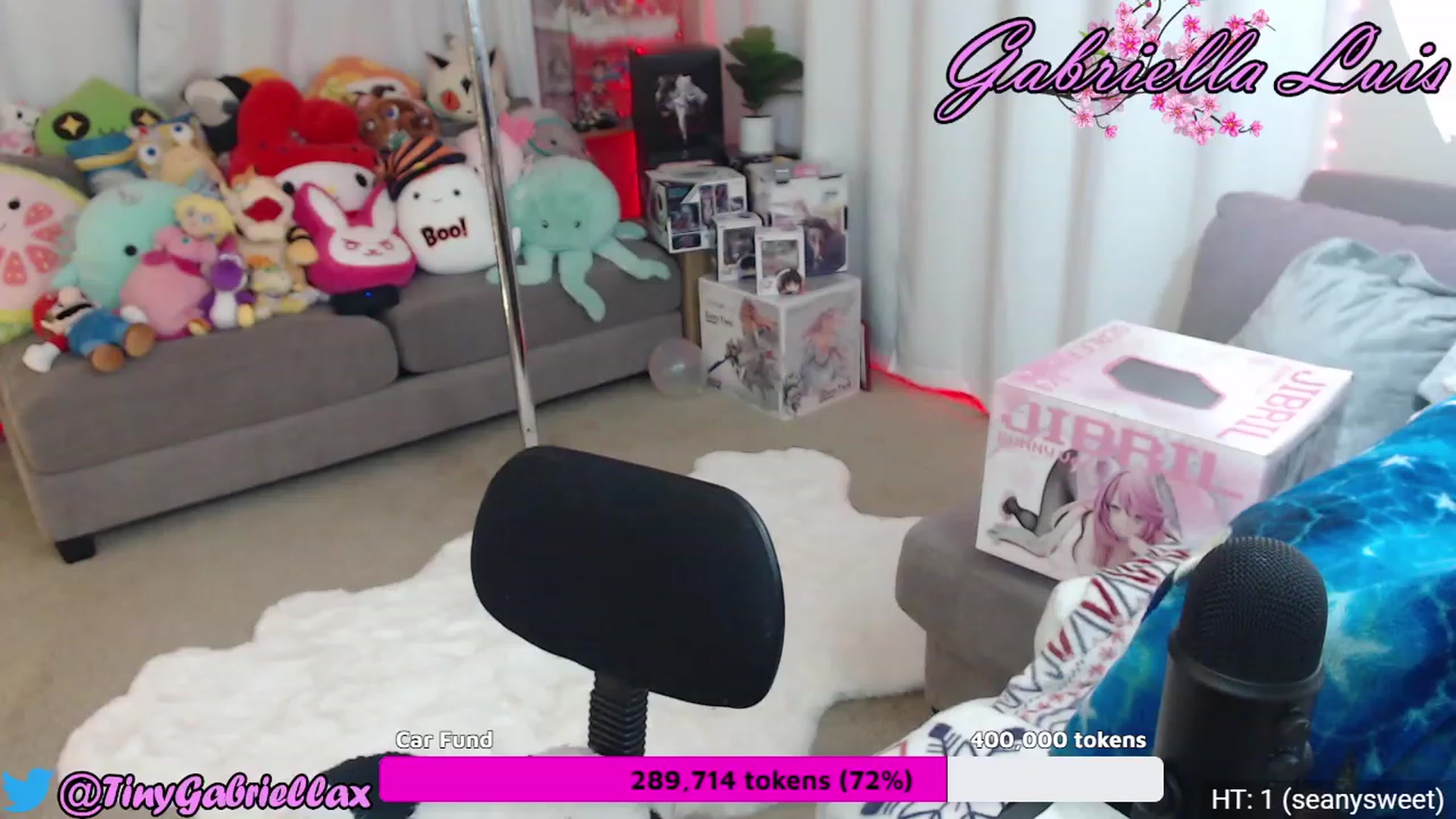 Gallery image thumbnail from GabriellaLuis's myfreecams stream on, 01/30/2023, 04:07 image 12 of 20