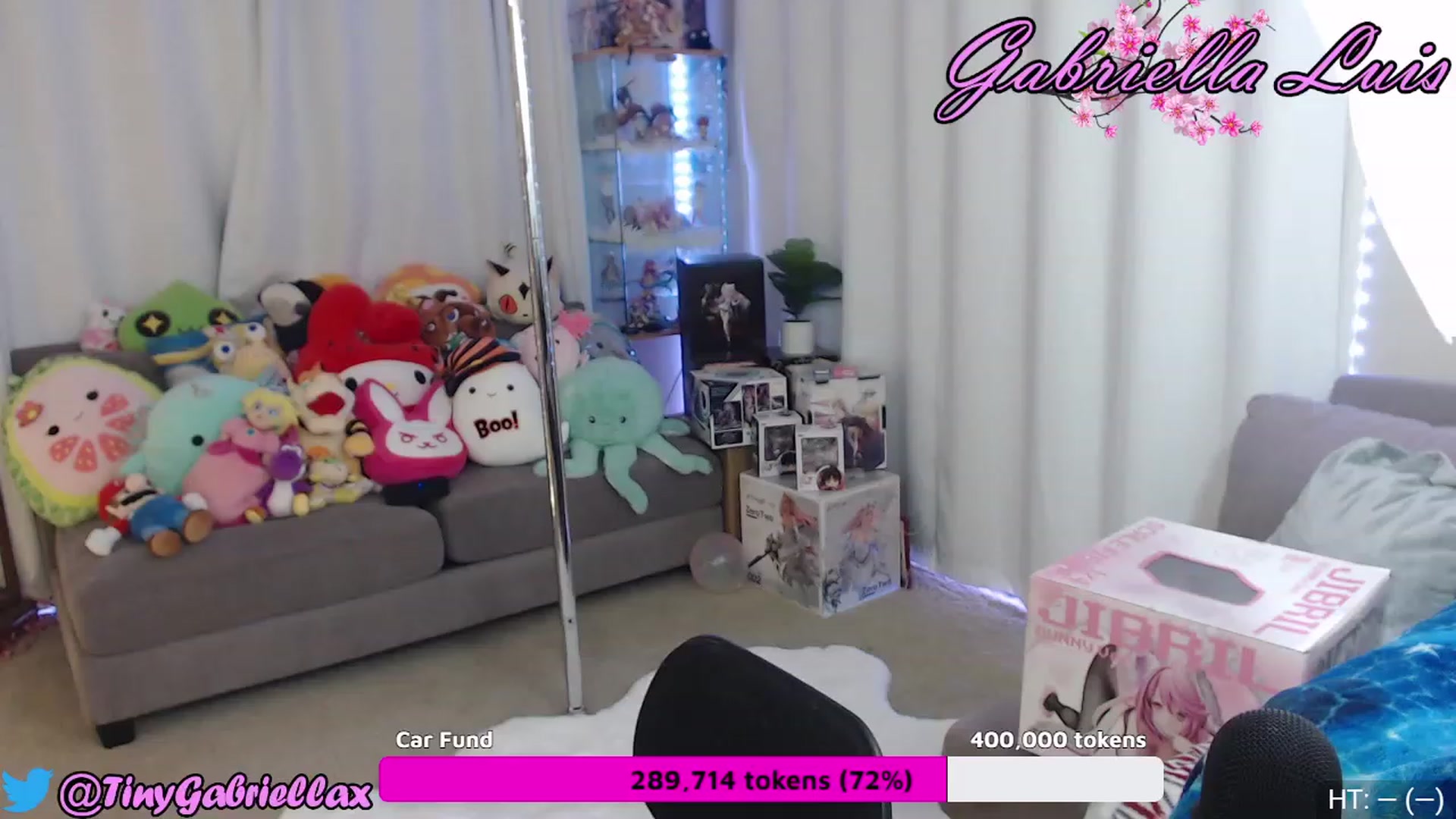 Gallery image thumbnail from GabriellaLuis's myfreecams stream on, 01/30/2023, 04:07 image 4 of 20