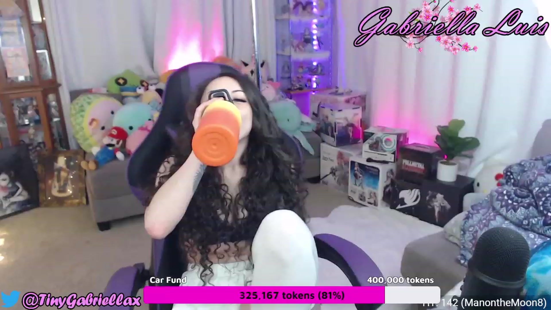 Gallery image thumbnail from GabriellaLuis's myfreecams stream on, 02/27/2023, 02:04 image 17 of 20