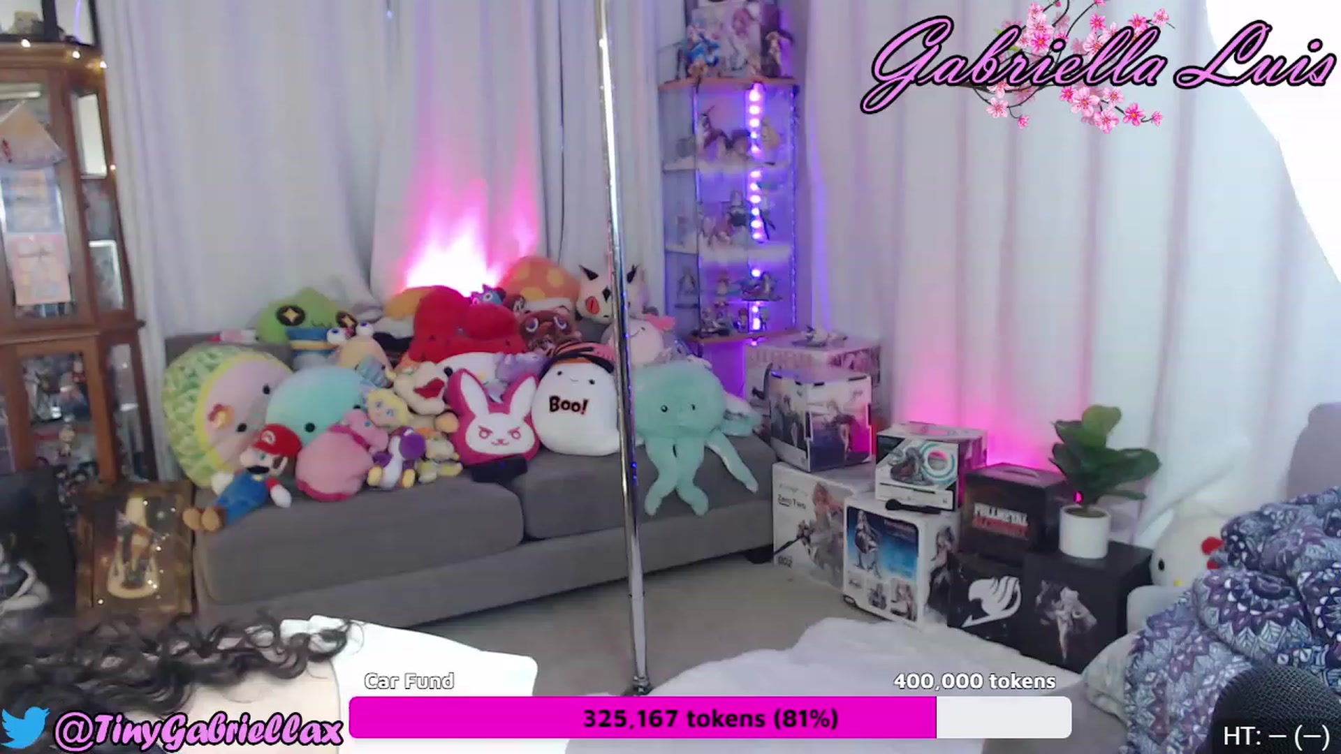 Gallery image thumbnail from GabriellaLuis's myfreecams stream on, 02/27/2023, 02:04 image 7 of 20