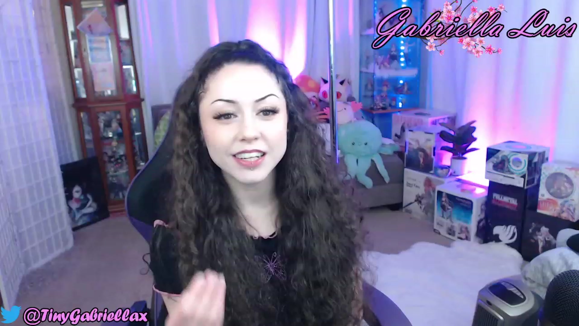 Gallery image thumbnail from GabriellaLuis's myfreecams stream on, 03/31/2023, 01:33 image 19 of 20