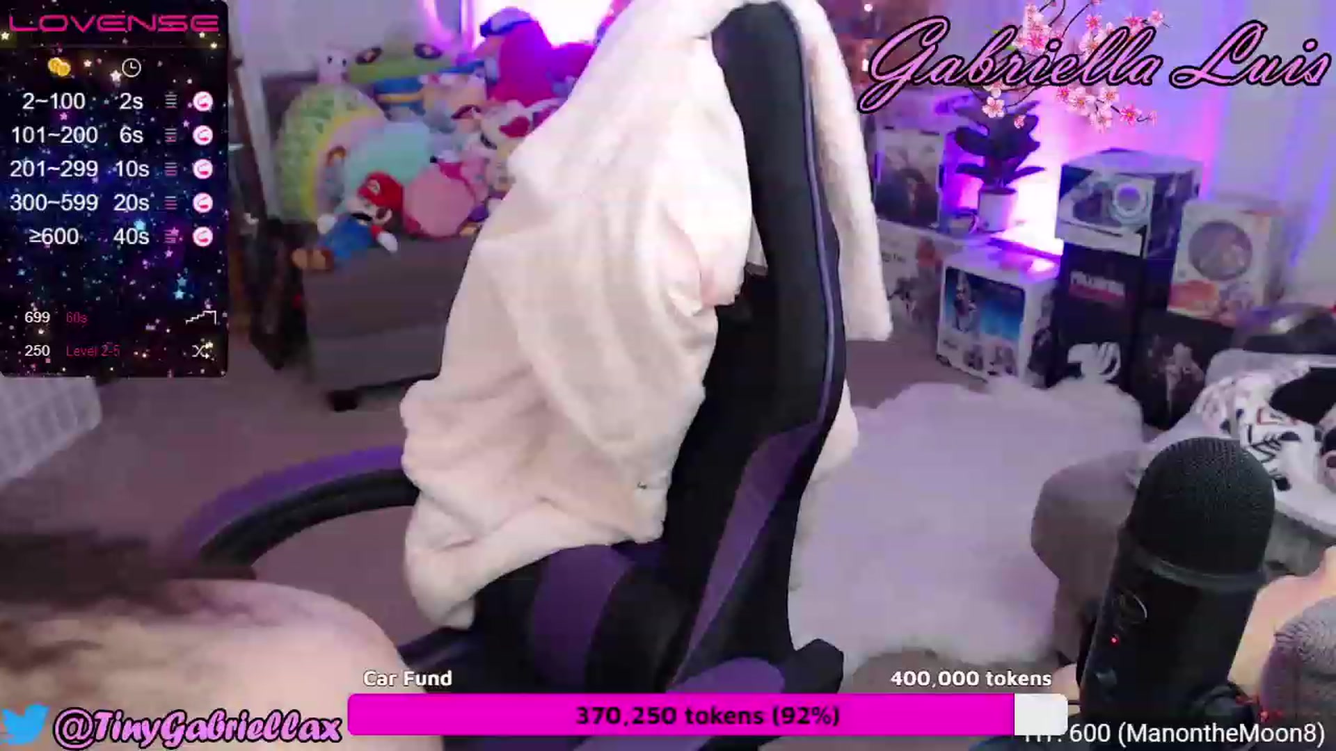 Gallery image thumbnail from GabriellaLuis's myfreecams stream on, 03/31/2023, 07:48 image 10 of 20