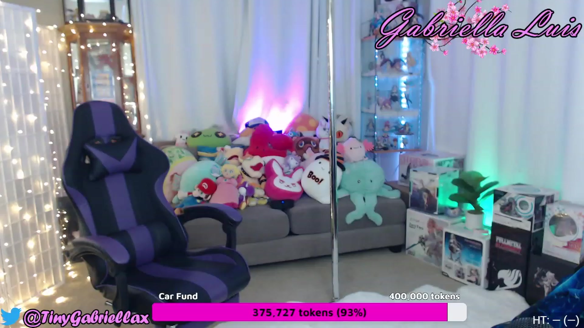 Gallery image thumbnail from GabriellaLuis's myfreecams stream on, 04/14/2023, 02:55 image 12 of 20