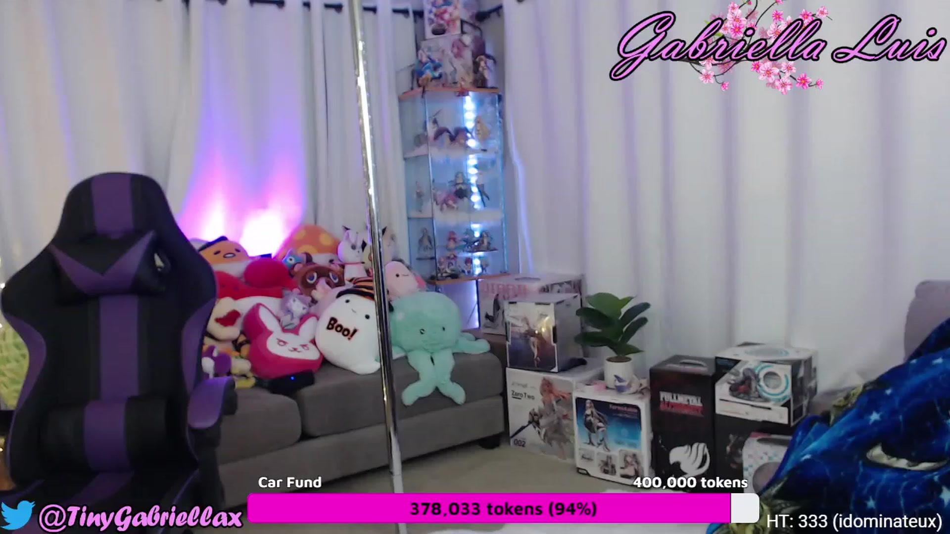Gallery image thumbnail from GabriellaLuis's myfreecams stream on, 04/17/2023, 05:38 image 4 of 20