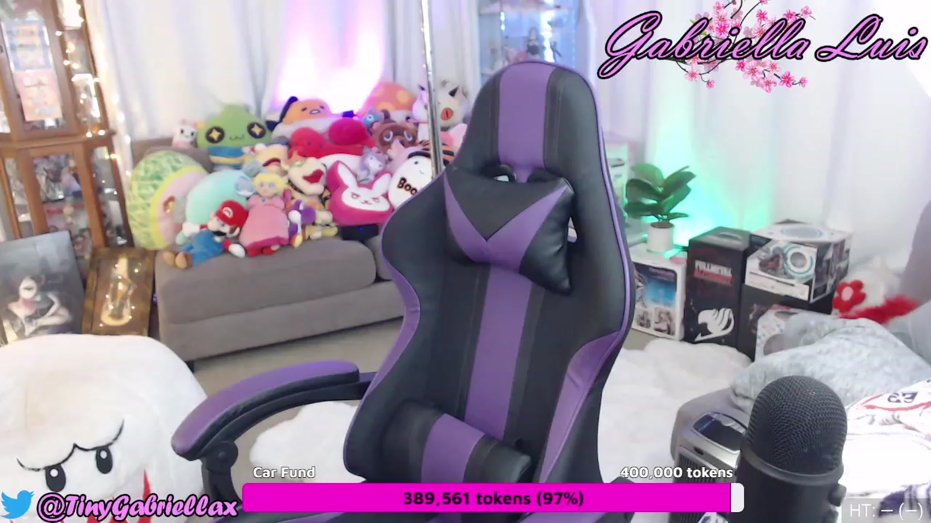 Gallery image thumbnail from GabriellaLuis's myfreecams stream on, 04/21/2023, 03:24 image 1 of 20