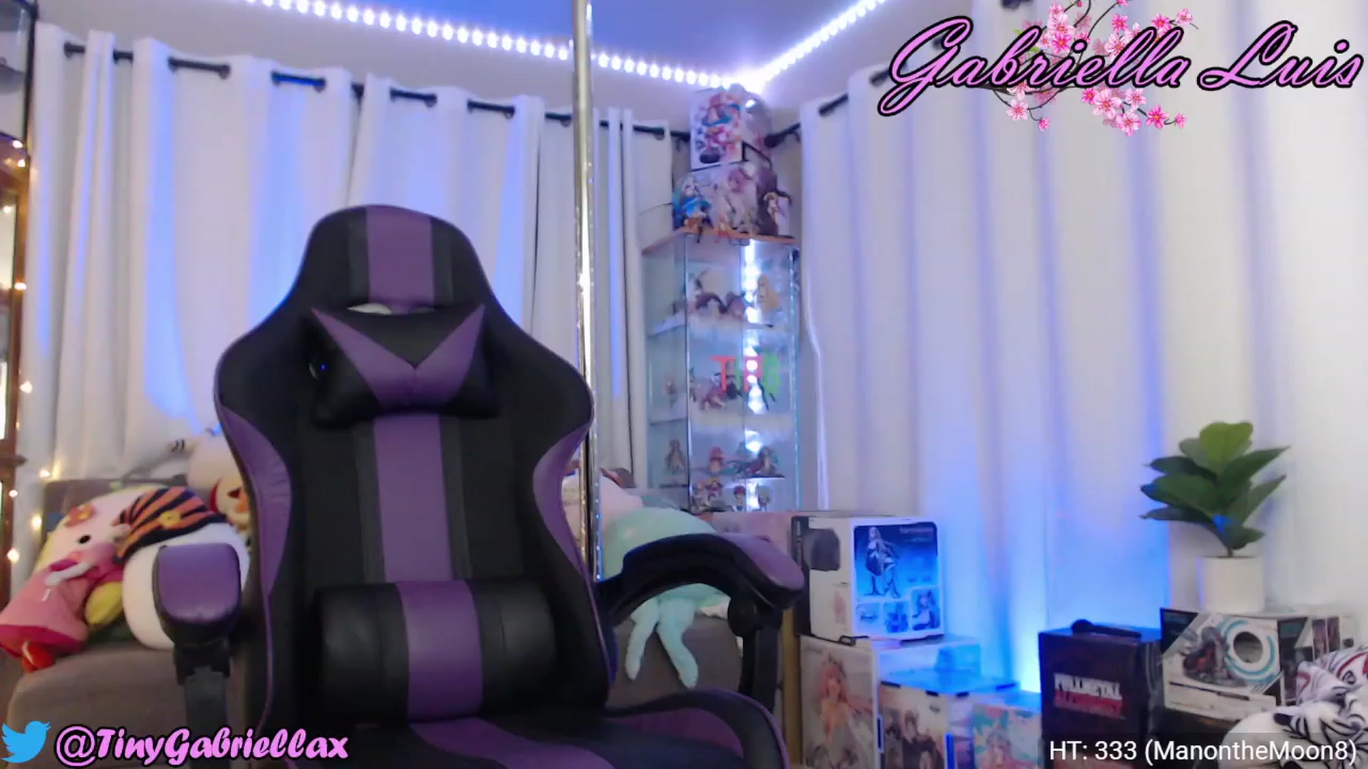 Gallery image thumbnail from GabriellaLuis's myfreecams stream on, 06/02/2023, 03:32 image 11 of 20