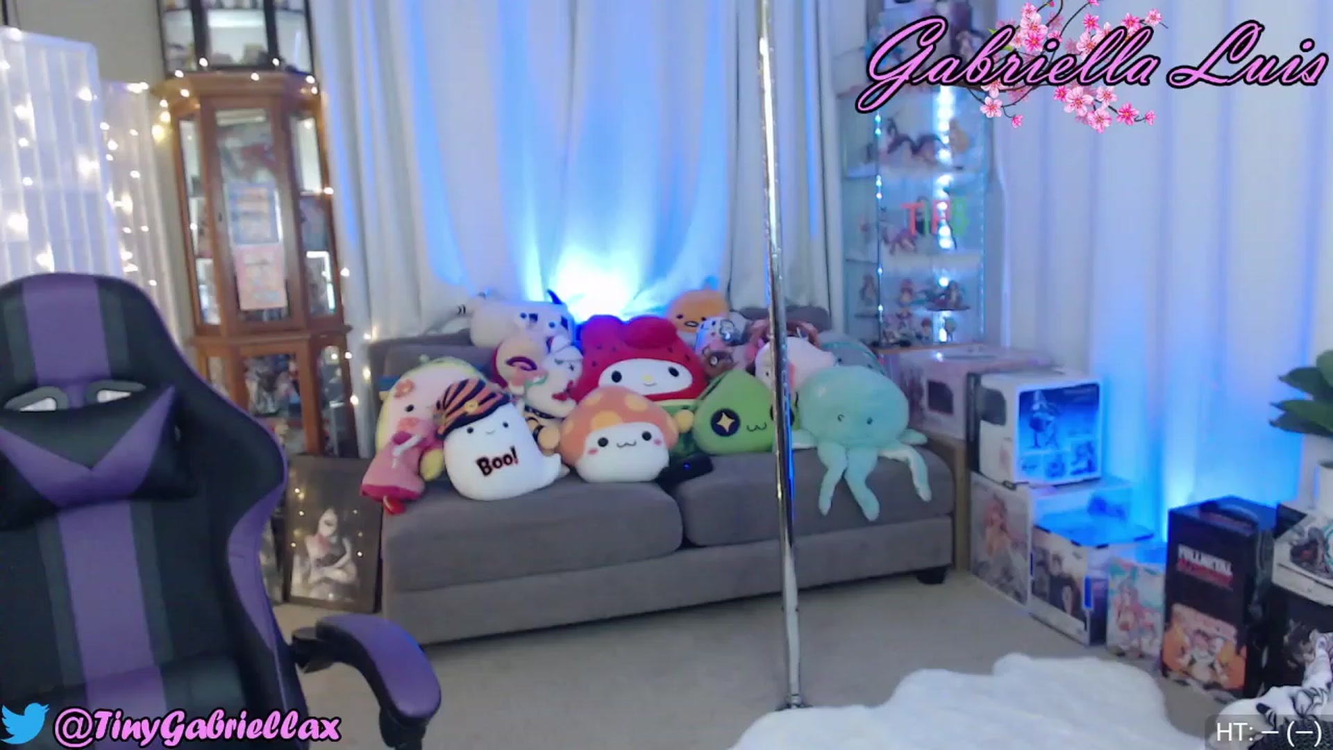 Gallery image thumbnail from GabriellaLuis's myfreecams stream on, 06/02/2023, 03:32 image 1 of 20