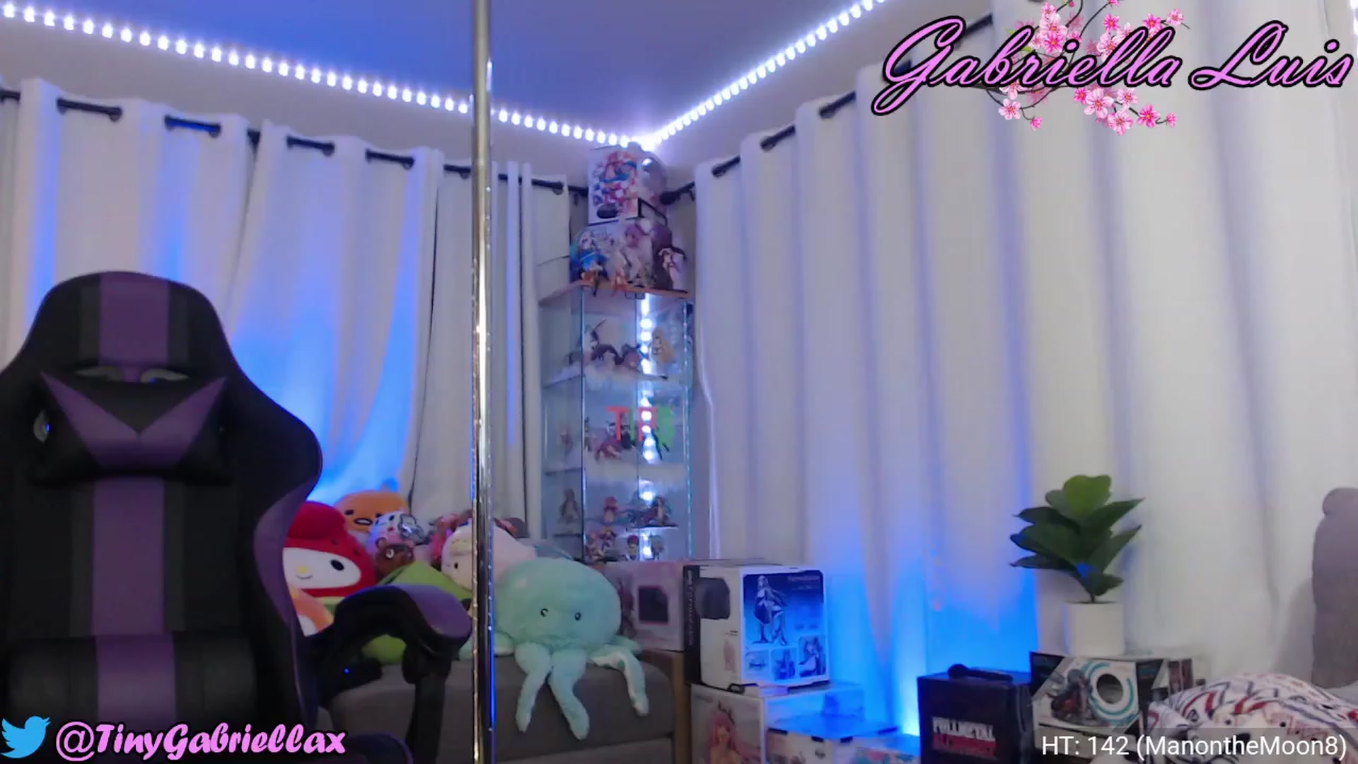 Gallery image thumbnail from GabriellaLuis's myfreecams stream on, 06/02/2023, 03:32 image 5 of 20