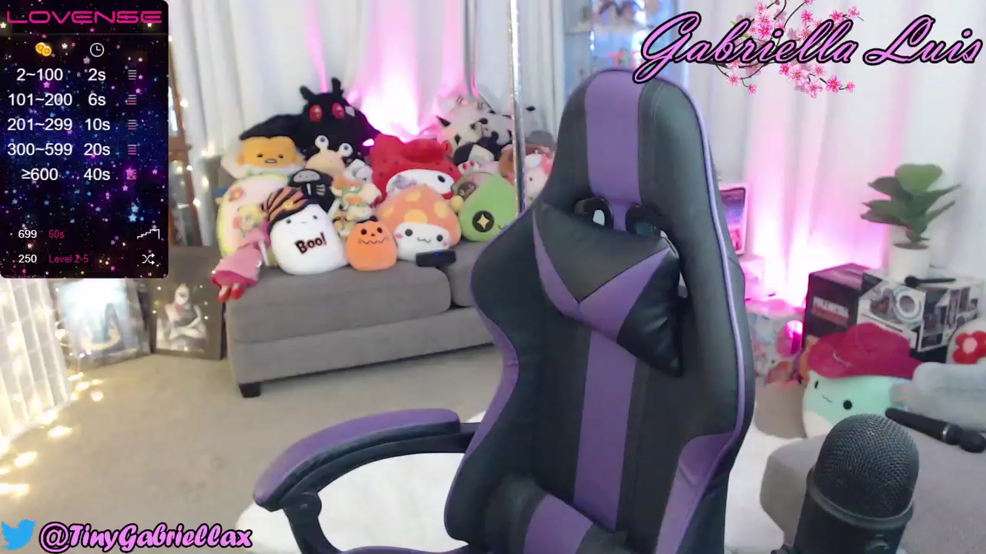 Gallery image thumbnail from GabriellaLuis's myfreecams stream on, 06/12/2023, 06:36 image 18 of 20
