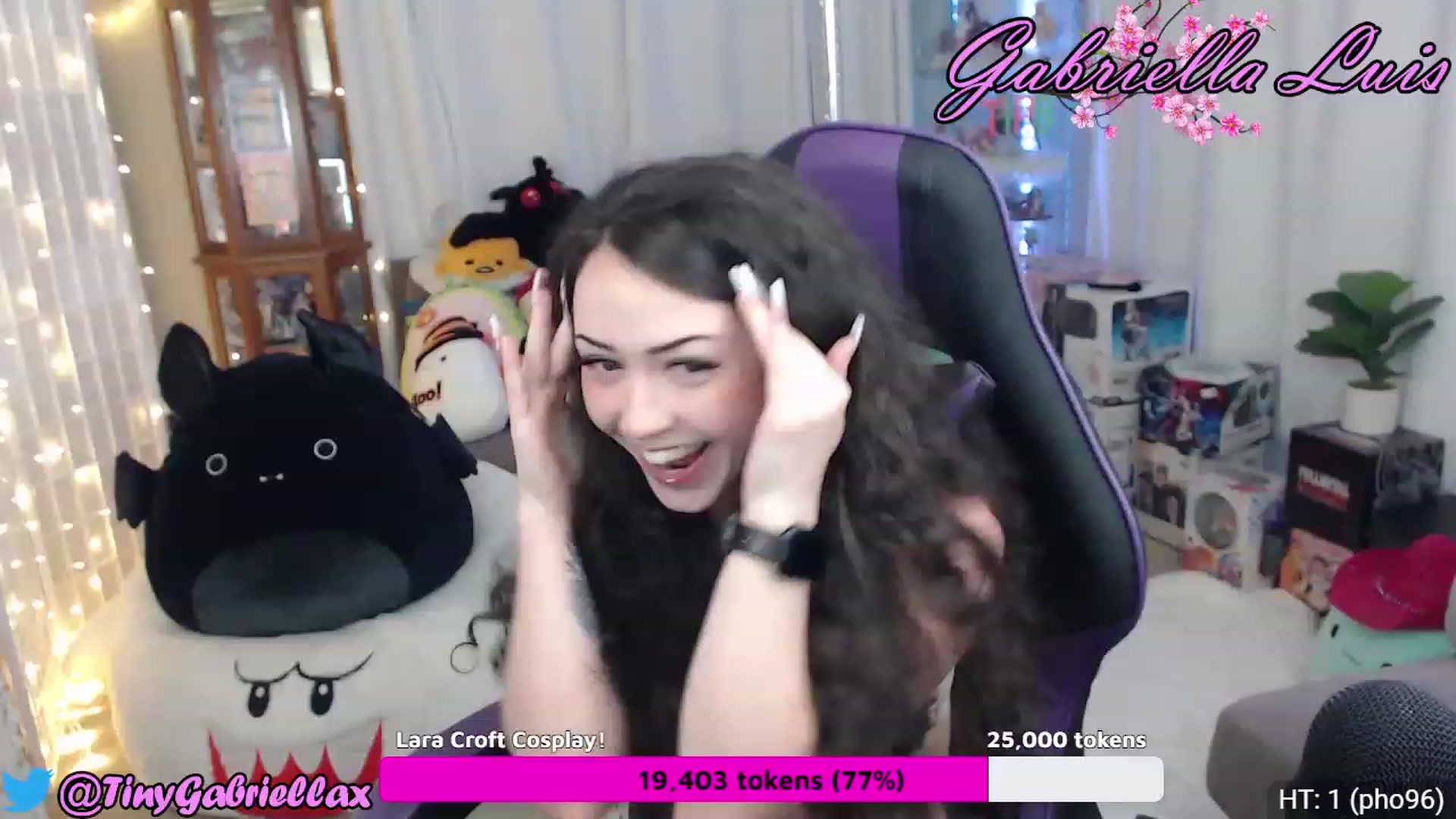 Gallery image thumbnail from GabriellaLuis's myfreecams stream on, 07/08/2023, 24:50 image 16 of 20