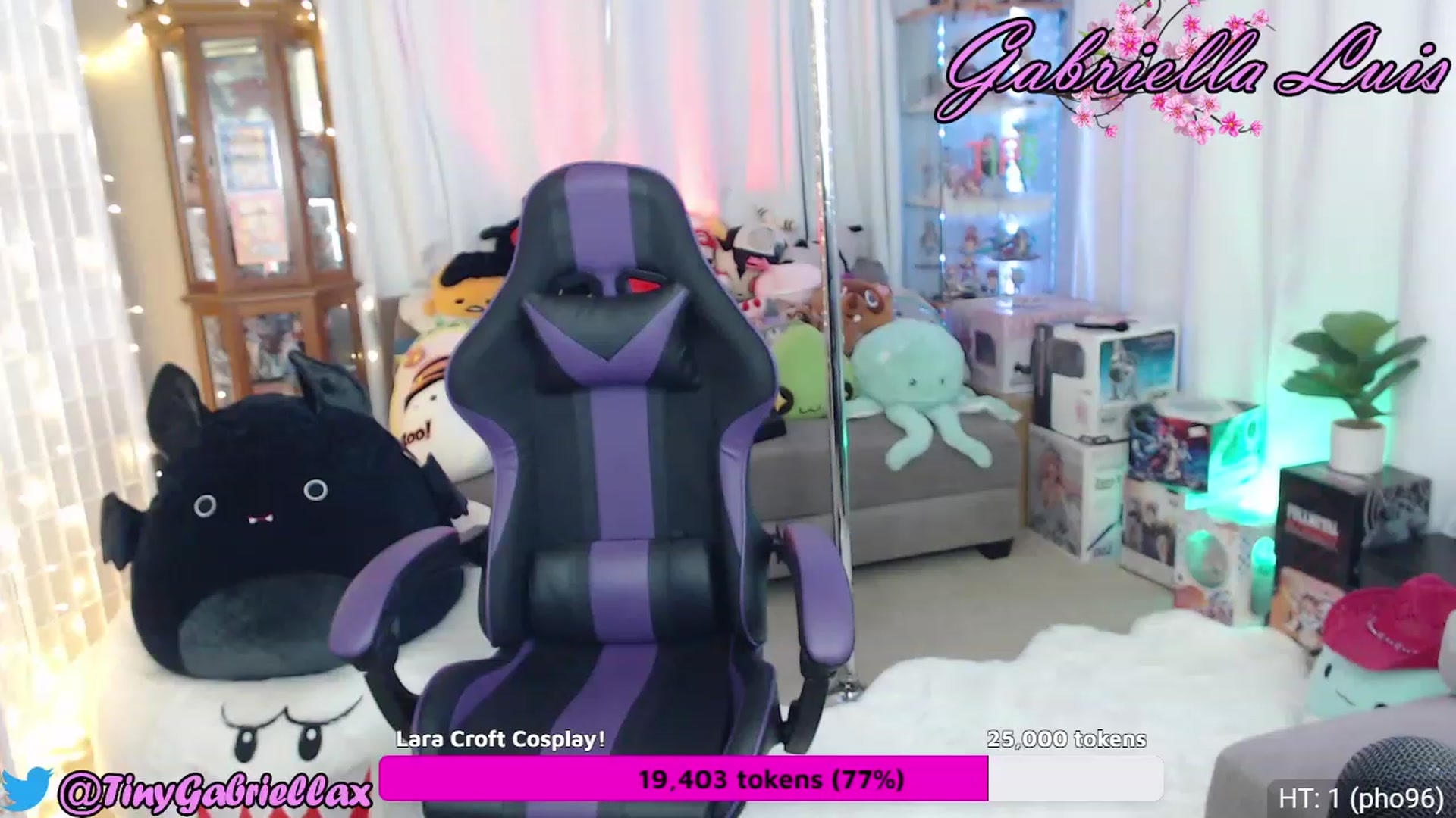 Gallery image thumbnail from GabriellaLuis's myfreecams stream on, 07/08/2023, 24:50 image 19 of 20