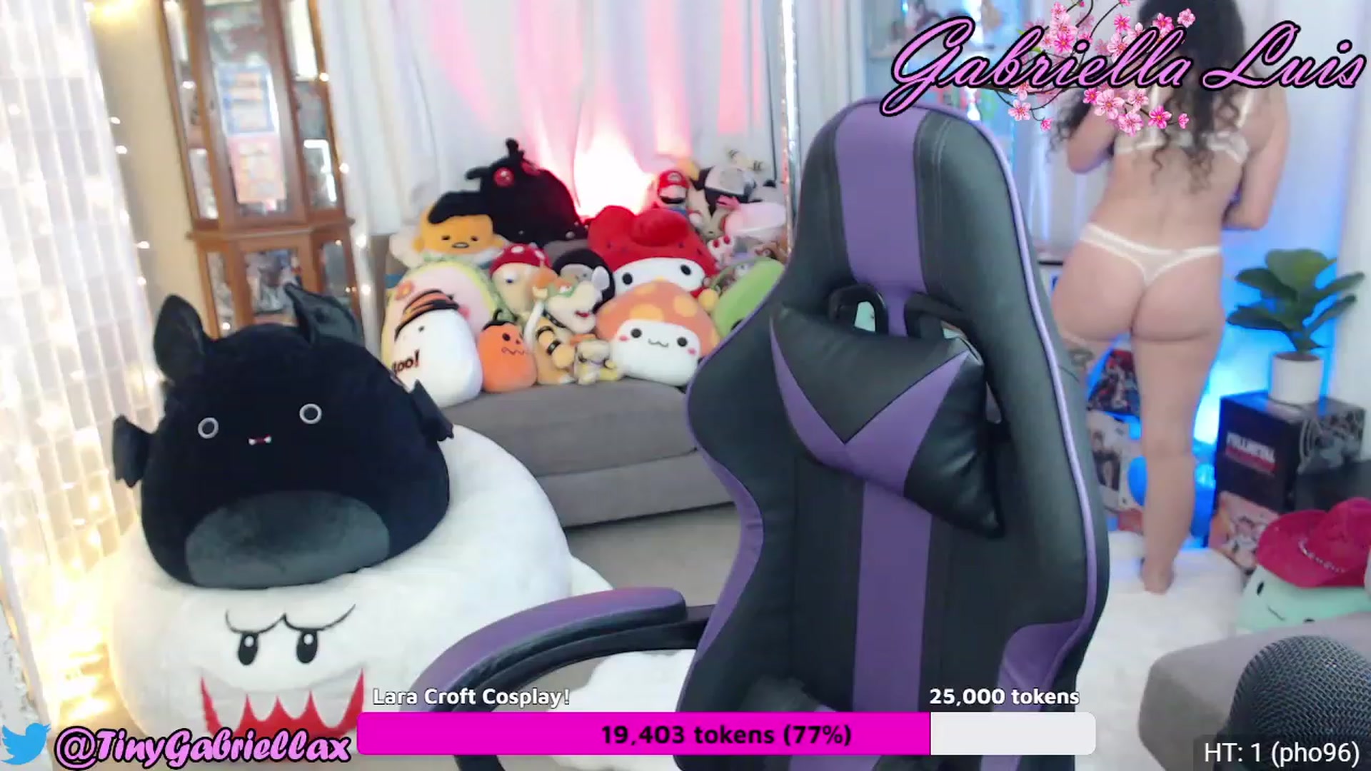 Gallery image thumbnail from GabriellaLuis's myfreecams stream on, 07/08/2023, 24:50 image 18 of 20