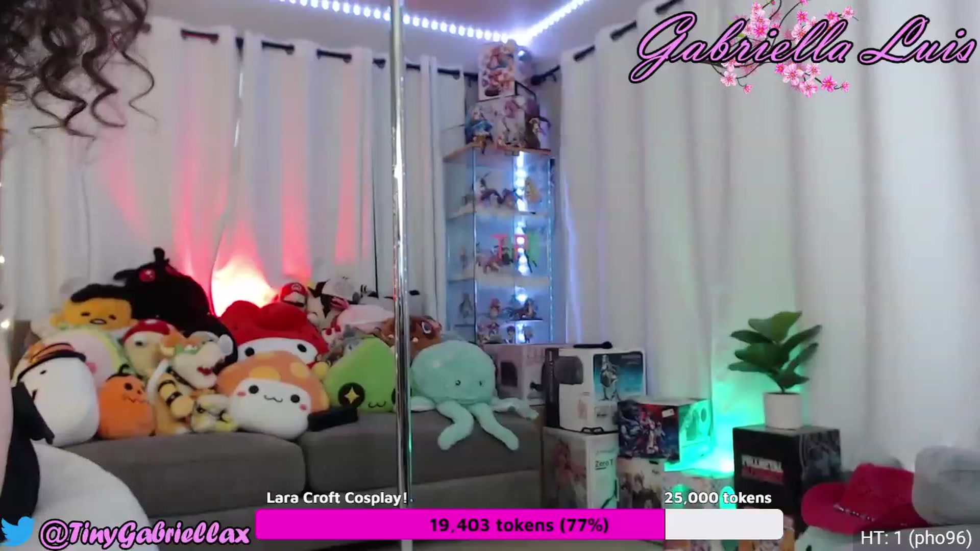 Gallery image thumbnail from GabriellaLuis's myfreecams stream on, 07/08/2023, 01:33 image 14 of 20