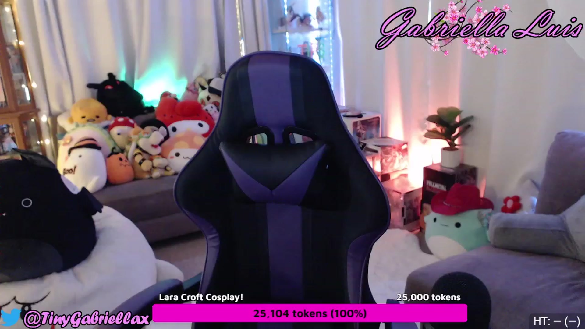 Gallery image thumbnail from GabriellaLuis's myfreecams stream on, 07/24/2023, 02:56 image 5 of 20