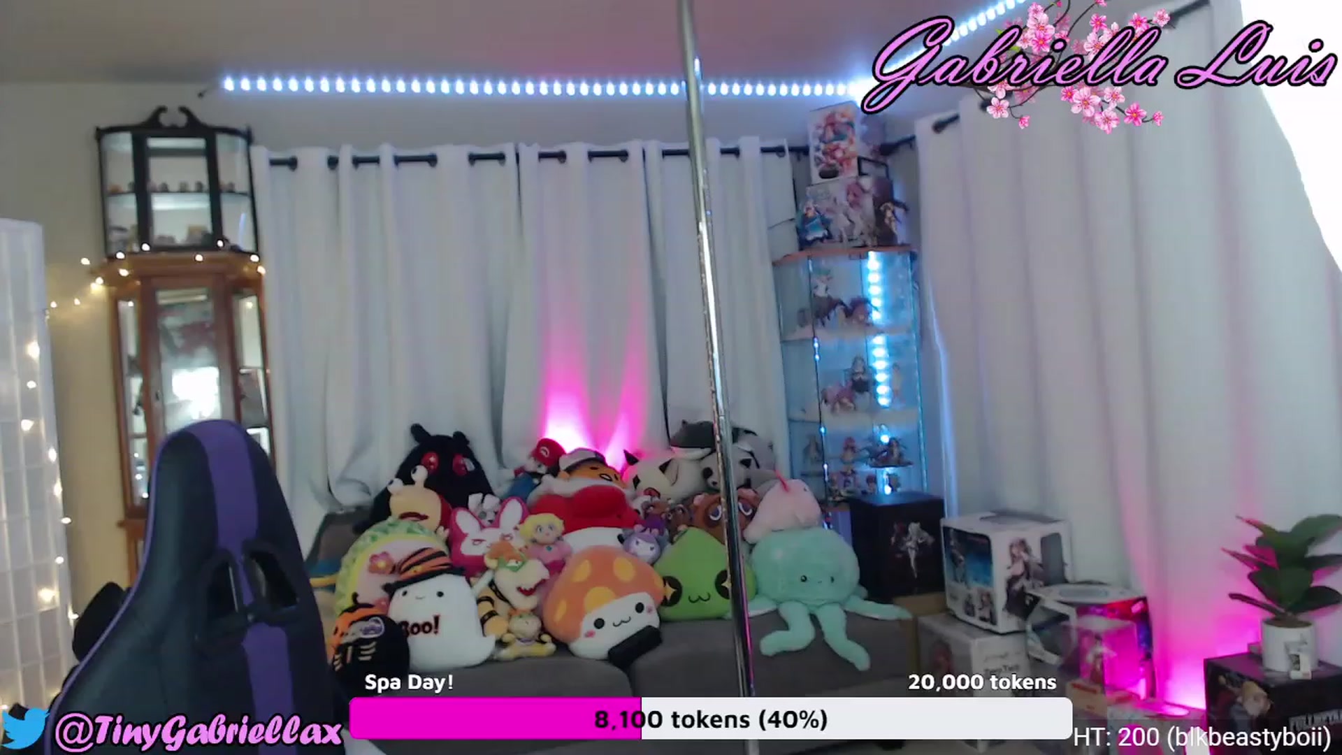 Gallery image thumbnail from GabriellaLuis's myfreecams stream on, 09/11/2023, 05:08 image 15 of 20