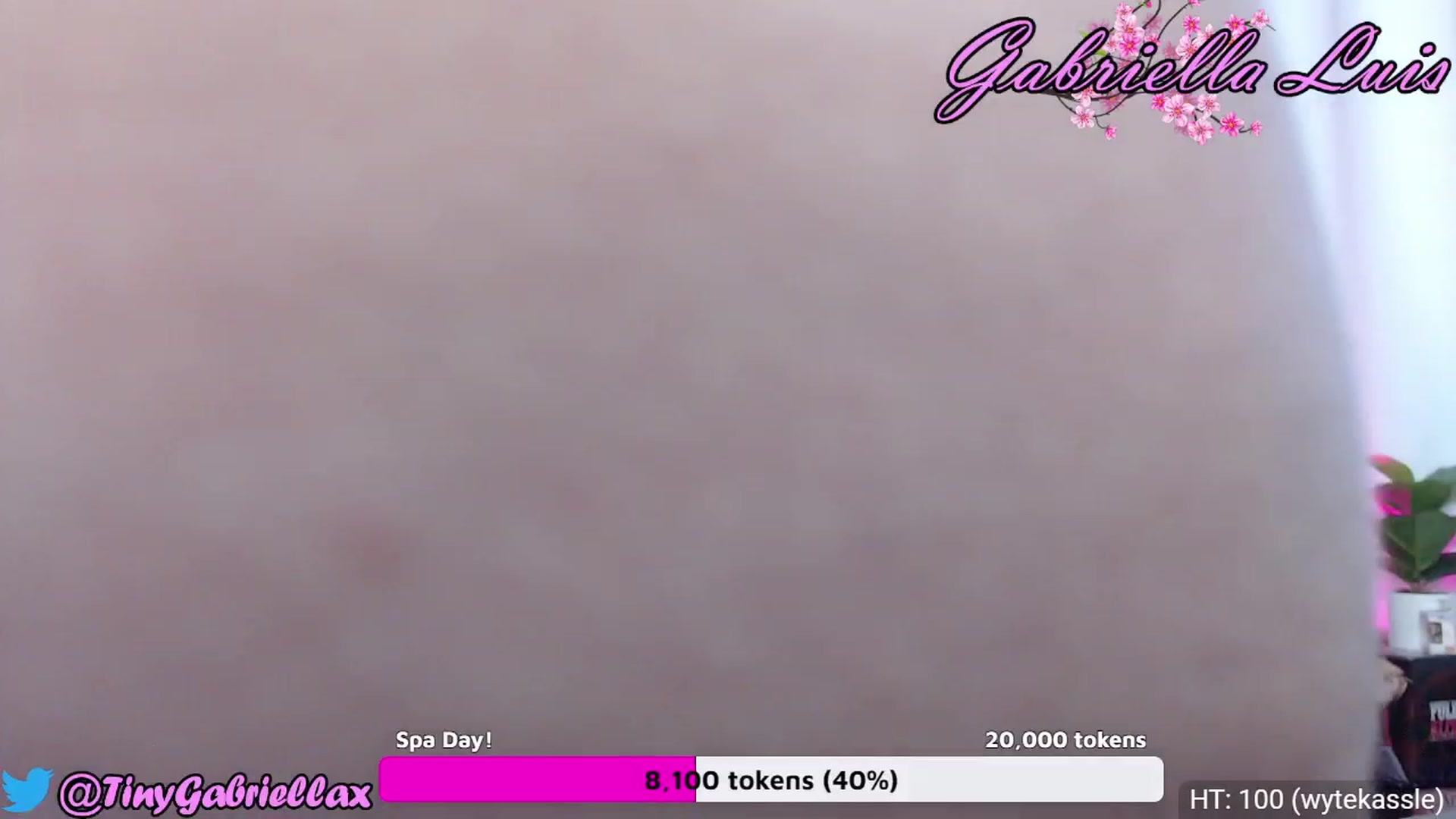 Gallery image thumbnail from GabriellaLuis's myfreecams stream on, 09/11/2023, 05:08 image 6 of 20