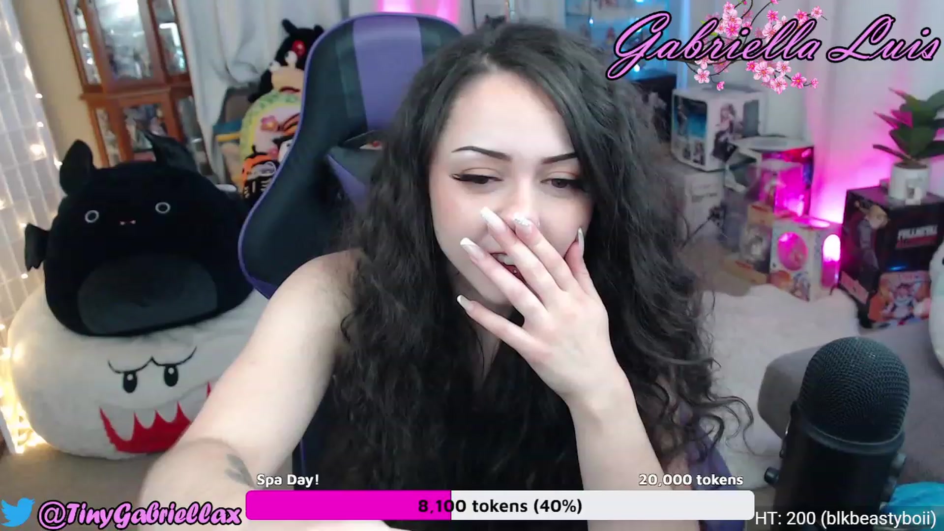 Gallery image thumbnail from GabriellaLuis's myfreecams stream on, 09/11/2023, 06:09 image 8 of 20