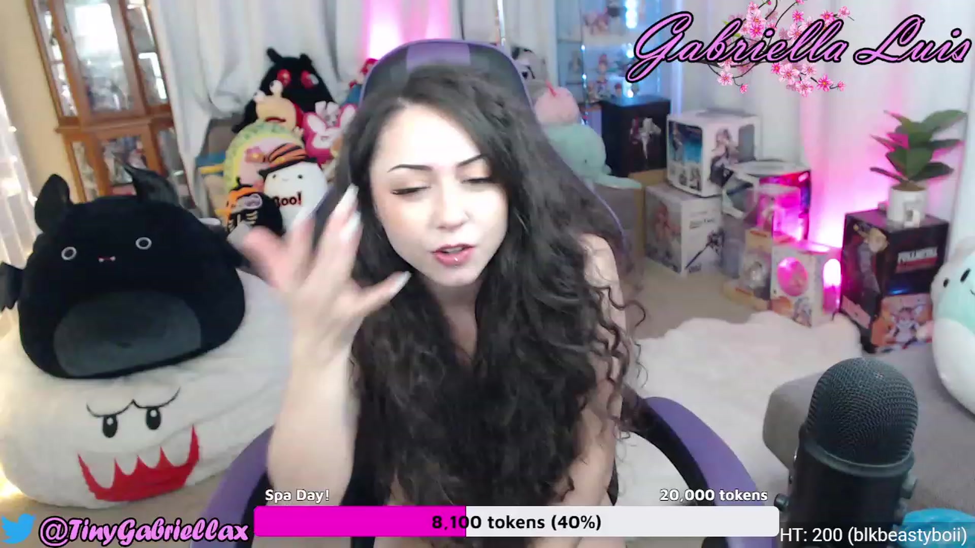 Gallery image thumbnail from GabriellaLuis's myfreecams stream on, 09/11/2023, 06:09 image 4 of 20