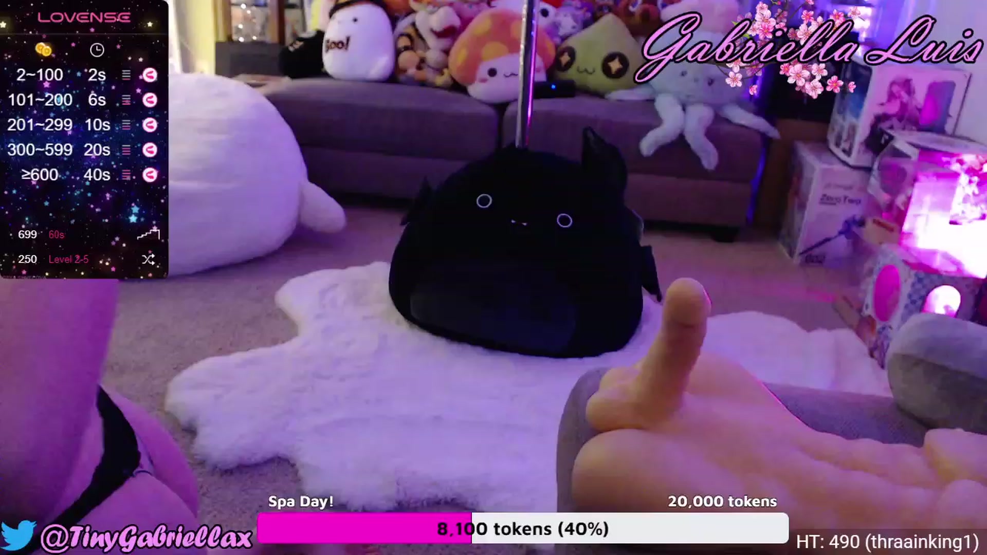 Gallery image thumbnail from GabriellaLuis's myfreecams stream on, 09/20/2023, 04:53 image 17 of 20