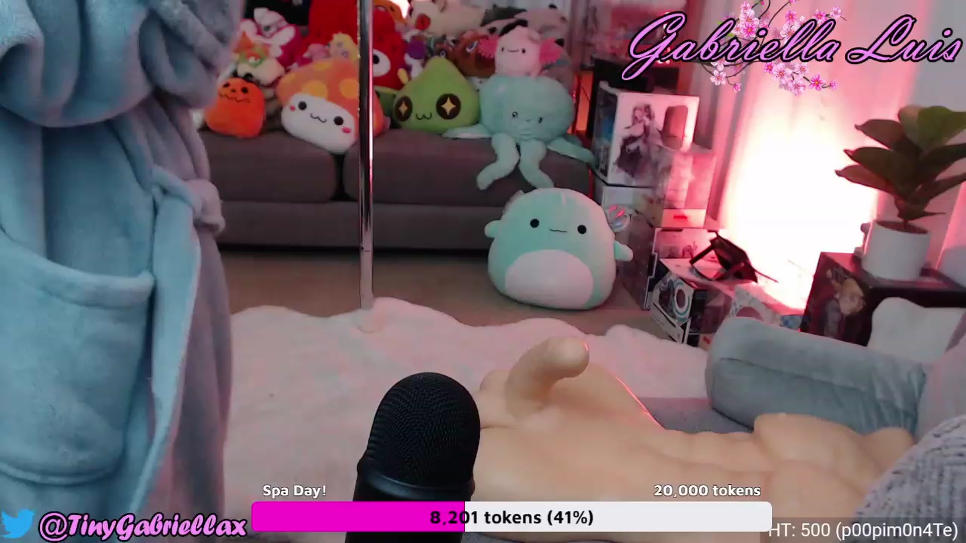 Gallery image thumbnail from GabriellaLuis's myfreecams stream on, 09/27/2023, 06:24 image 11 of 20