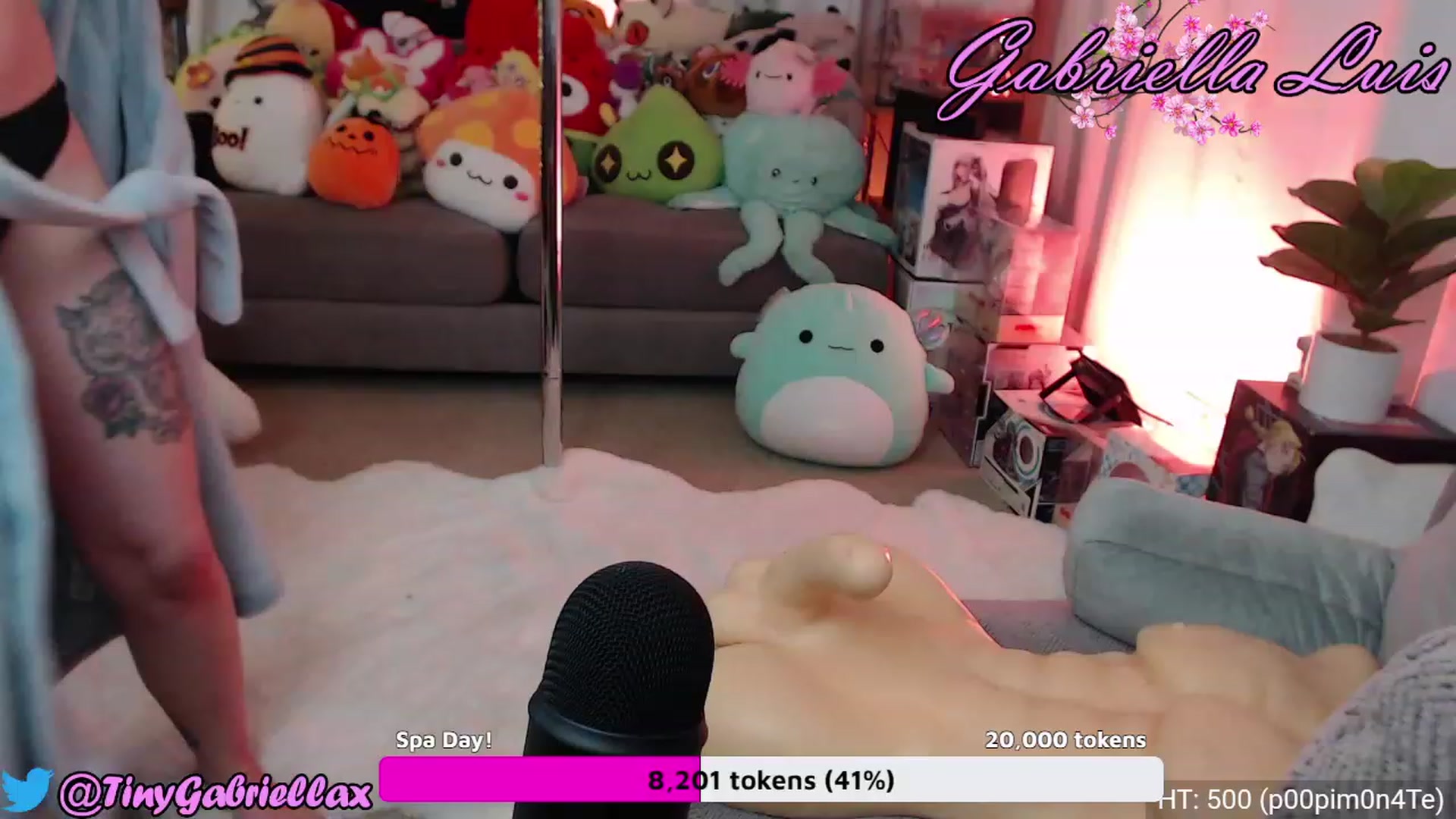 Gallery image thumbnail from GabriellaLuis's myfreecams stream on, 09/27/2023, 06:24 image 3 of 20