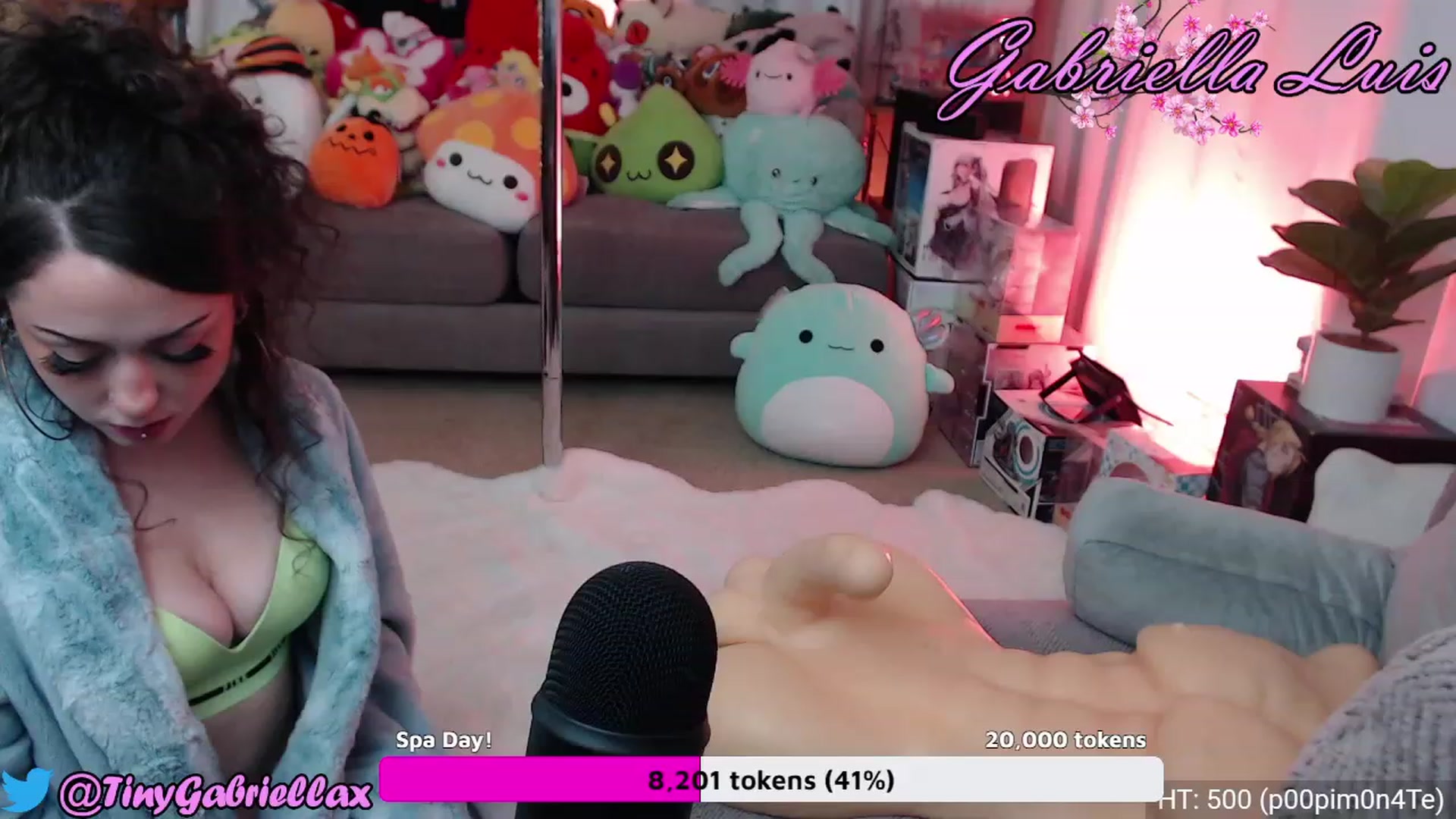 Gallery image thumbnail from GabriellaLuis's myfreecams stream on, 09/27/2023, 06:24 image 4 of 20
