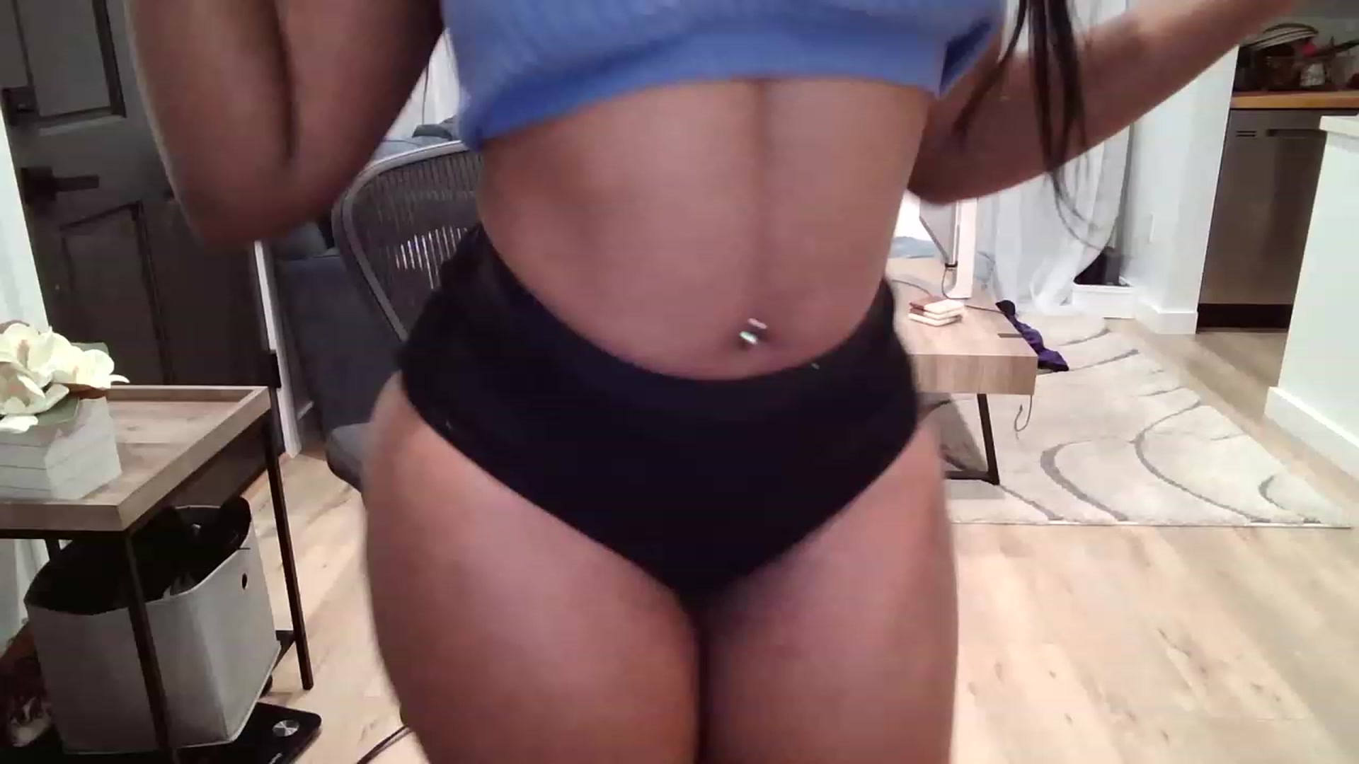 Gallery image thumbnail from GabrielleGlam's myfreecams stream on, 12/16/2022, 10:55 image 1 of 20