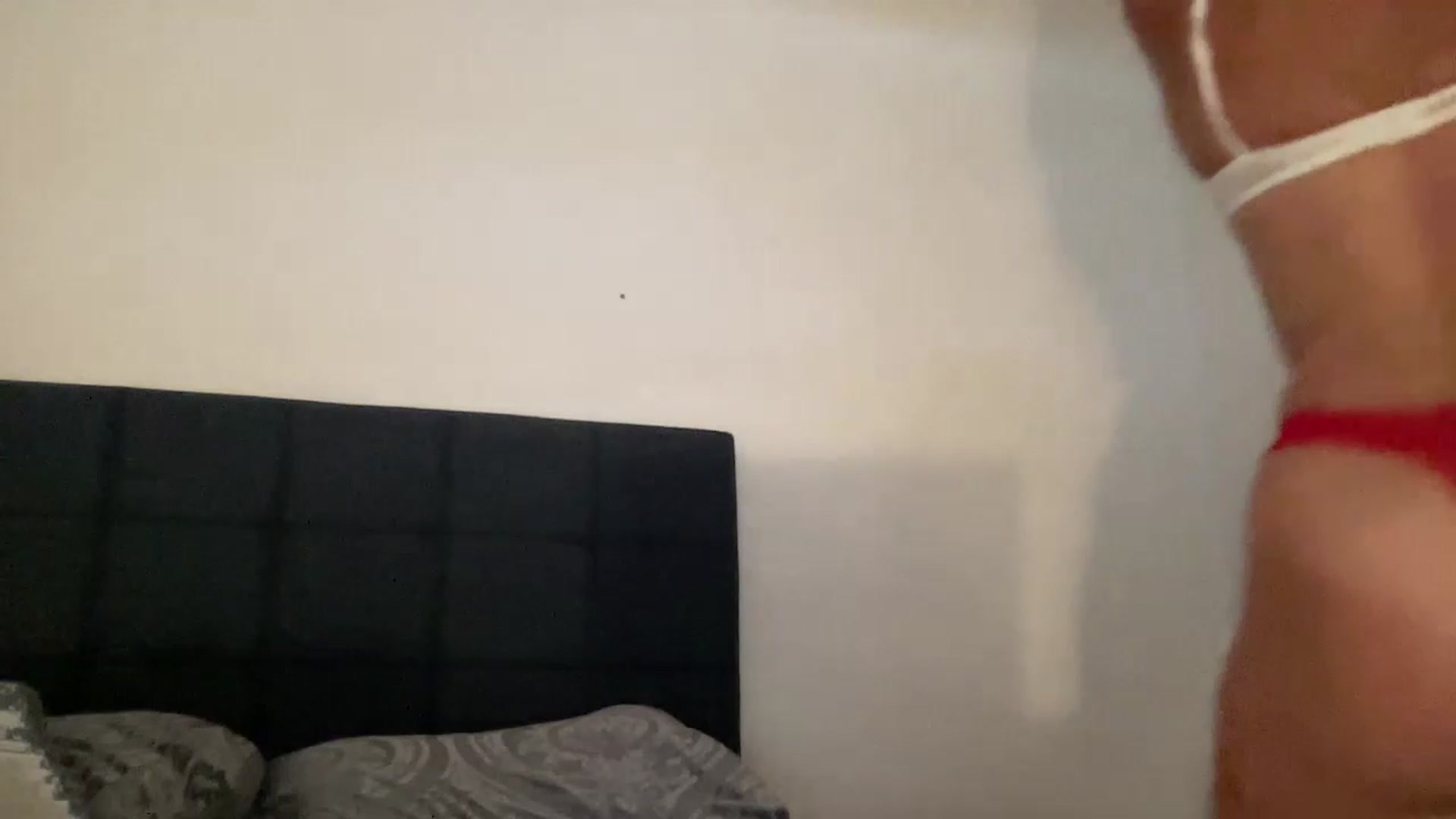 Gallery image thumbnail from GaiaBlueFire's myfreecams stream on, 05/01/2023, 14:28 image 16 of 20