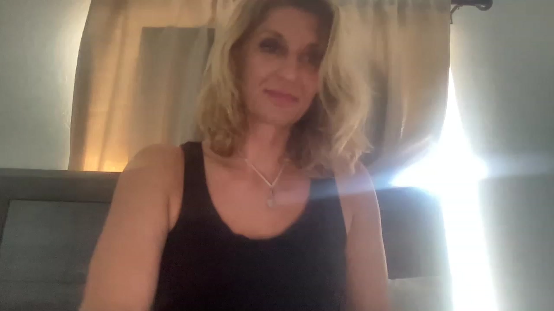 Gallery image thumbnail from GaiaBlueWater's myfreecams stream on, 12/29/2022, 17:58 image 3 of 20