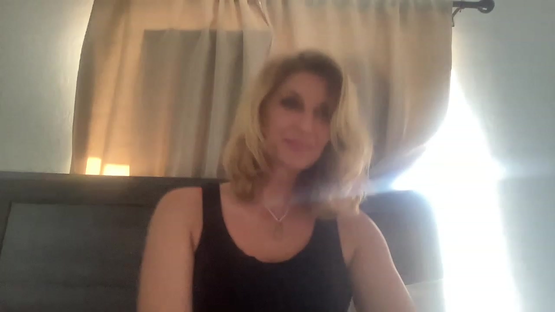 Gallery image thumbnail from GaiaBlueWater's myfreecams stream on, 12/29/2022, 17:58 image 4 of 20