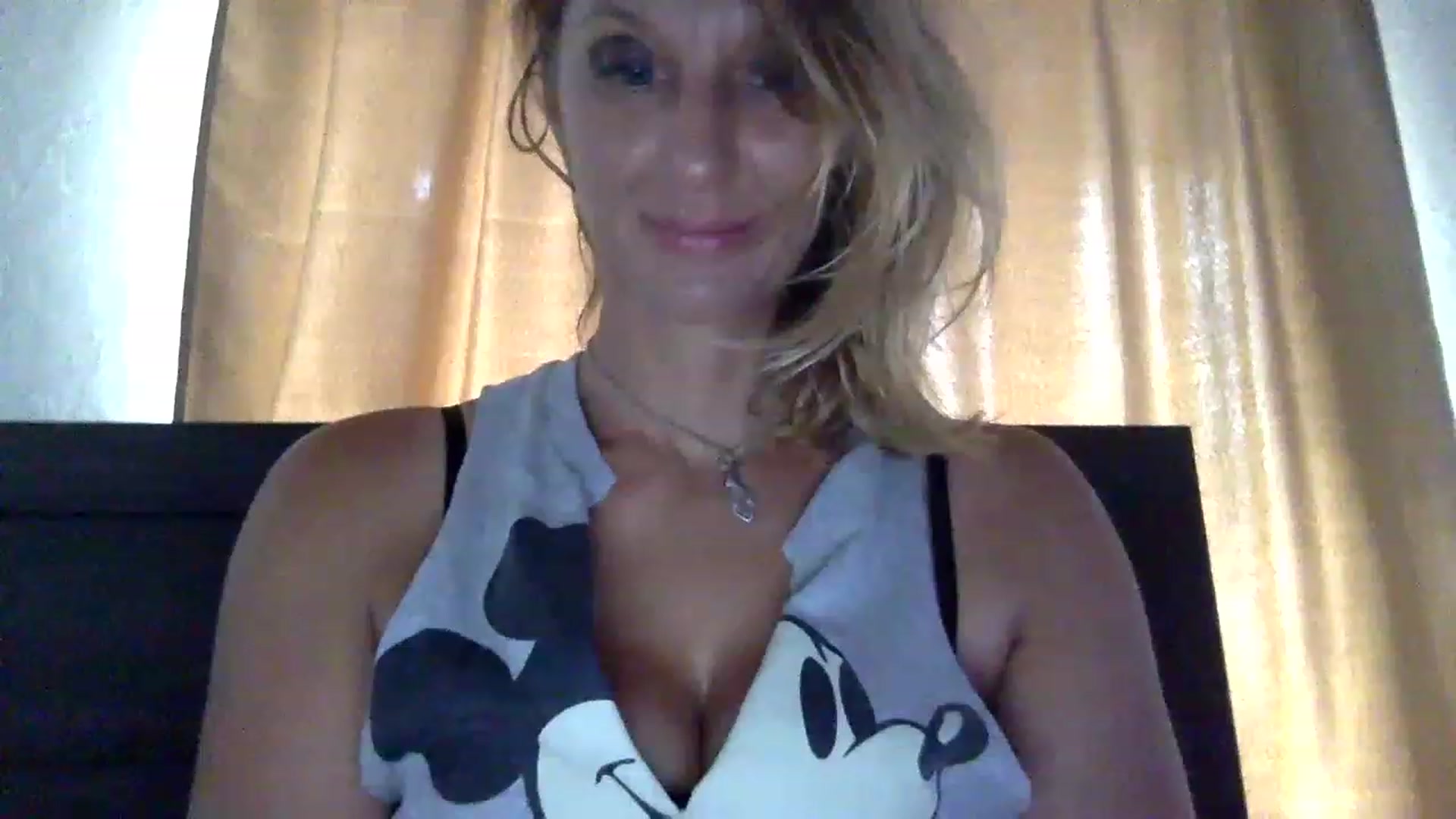Gallery image thumbnail from GaiaBlueWater's myfreecams stream on, 01/20/2023, 17:22 image 10 of 20