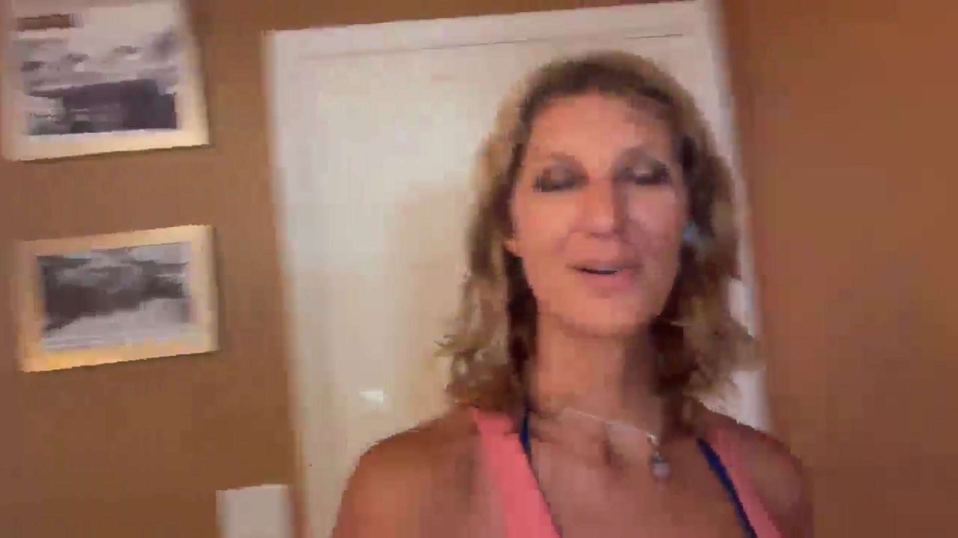 Gallery image thumbnail from GaiaWaterFire's myfreecams stream on, 07/19/2025, 14:38 image 20 of 20