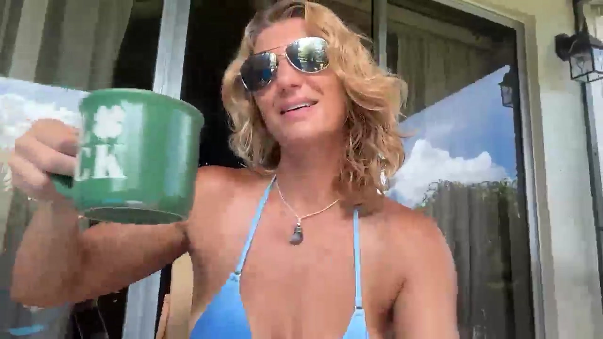 Gallery image thumbnail from GaiaWaterFire's myfreecams stream on, 07/22/2025, 14:47 image 17 of 20