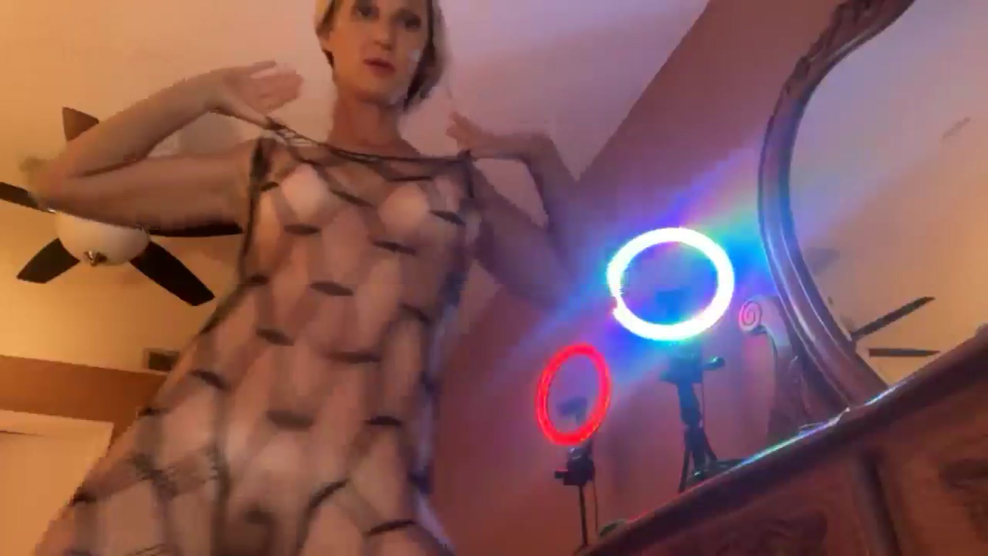 Gallery image thumbnail from GaiaWaterFire's myfreecams stream on, 12/31/2025, 18:50 image 14 of 20