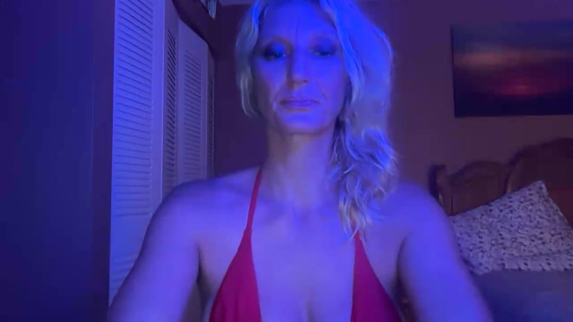 Gallery image thumbnail from GaiaWaterFire's myfreecams stream on, 08/02/2026, 17:46 image 6 of 20