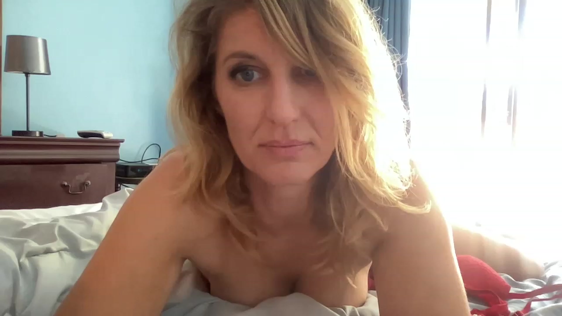 Gallery image thumbnail from GaiaWindFire's myfreecams stream on, 11/29/2022, 15:09 image 18 of 20