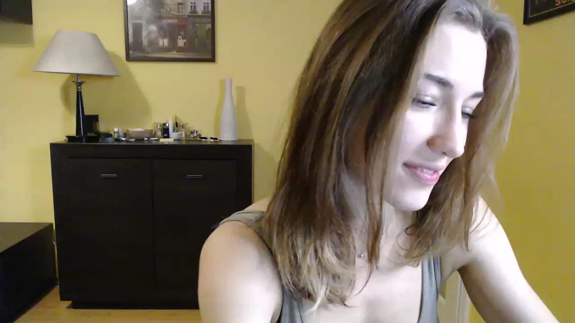 Gallery image thumbnail from GalaxyAnisia's myfreecams stream on, 12/23/2022, 15:22 image 9 of 20