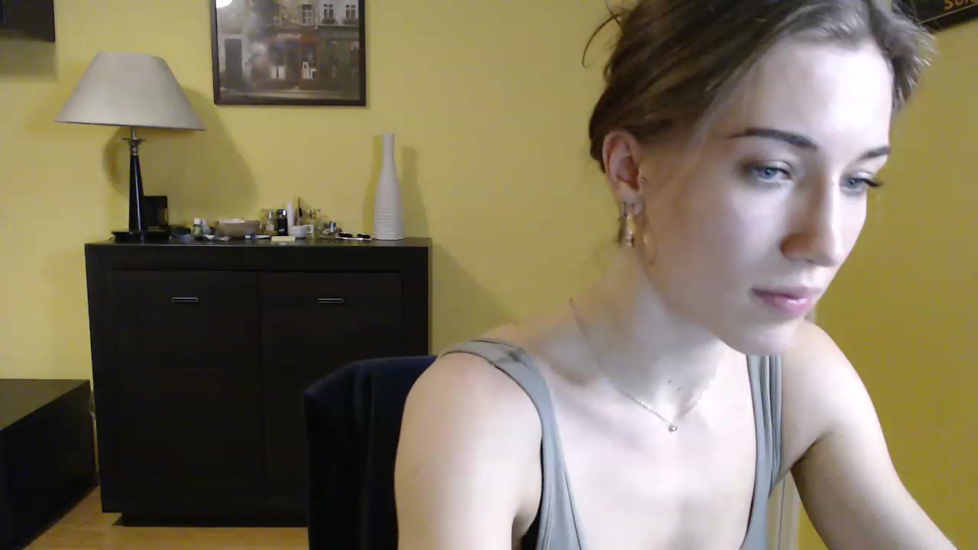 Gallery image thumbnail from GalaxyAnisia's myfreecams stream on, 12/23/2022, 15:22 image 17 of 20