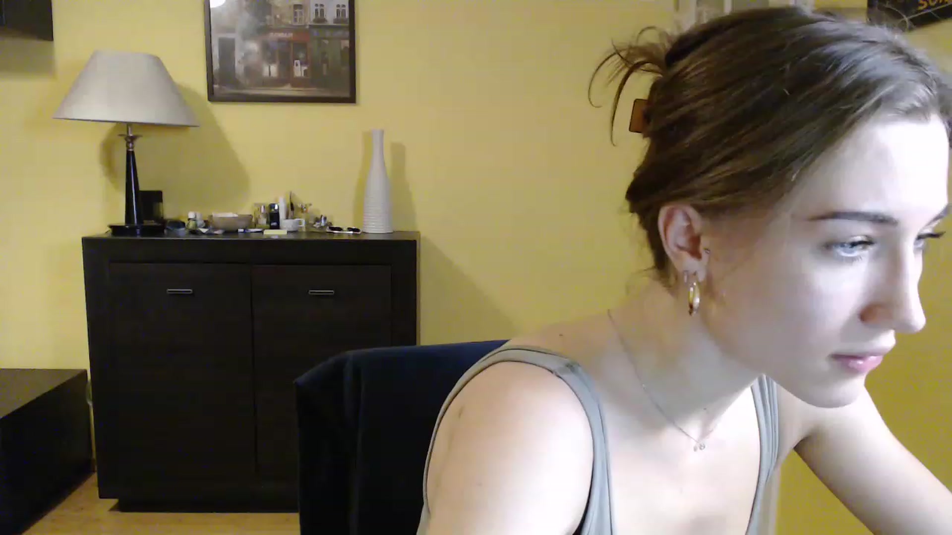 Gallery image thumbnail from GalaxyAnisia's myfreecams stream on, 12/23/2022, 15:22 image 18 of 20
