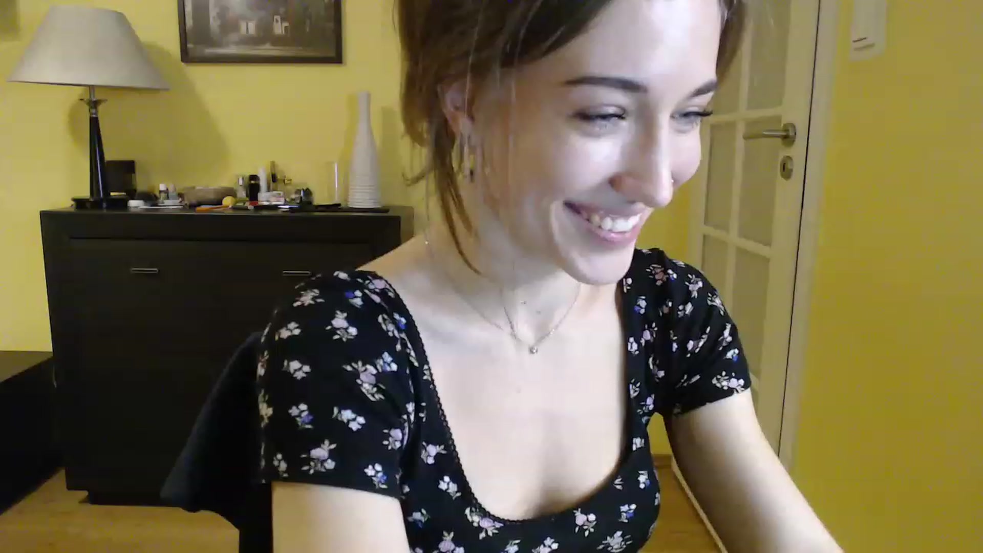 Gallery image thumbnail from GalaxyAnisia's myfreecams stream on, 12/26/2022, 21:37 image 16 of 20